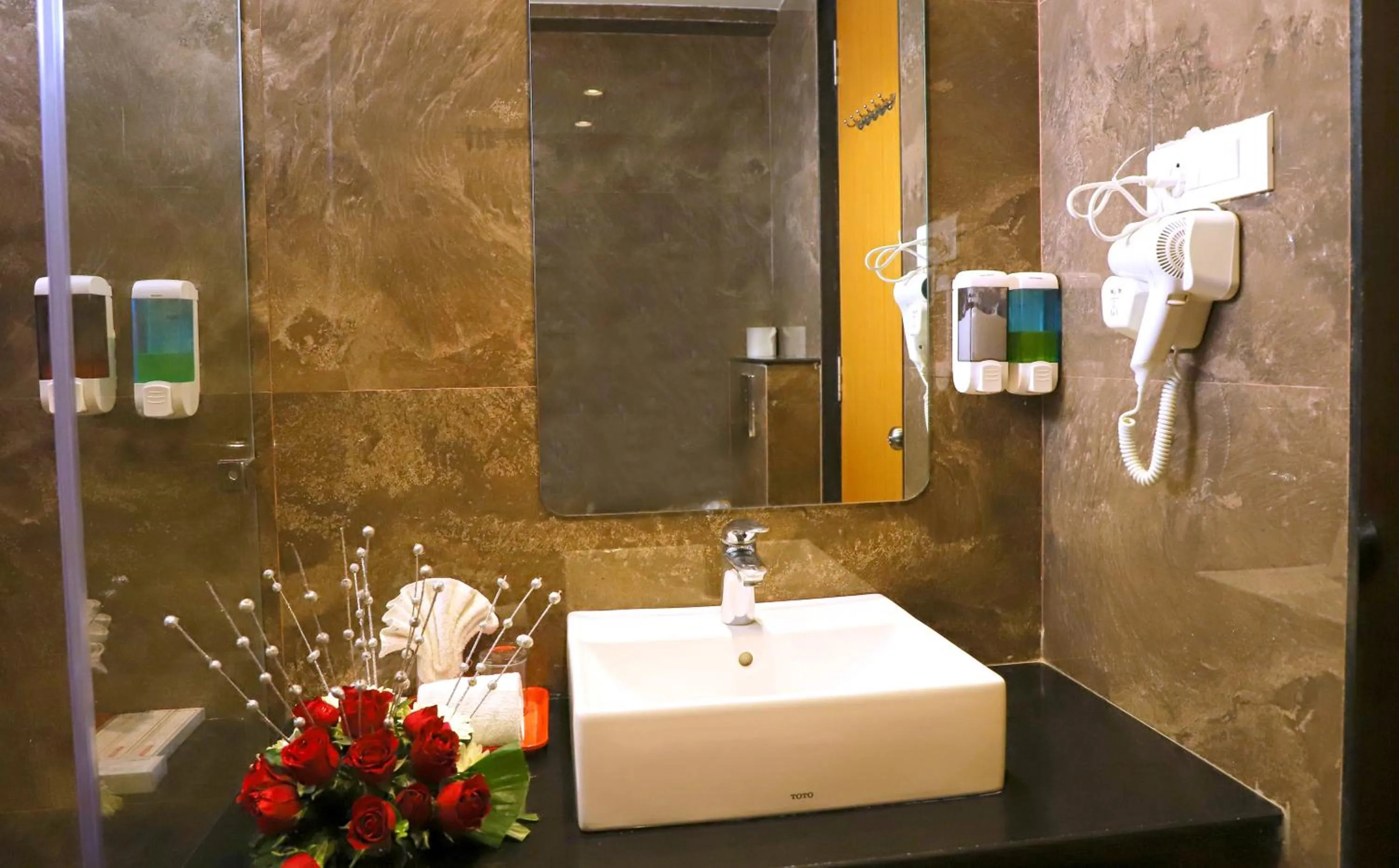 Bathroom in Sai Neem Tree Hotel