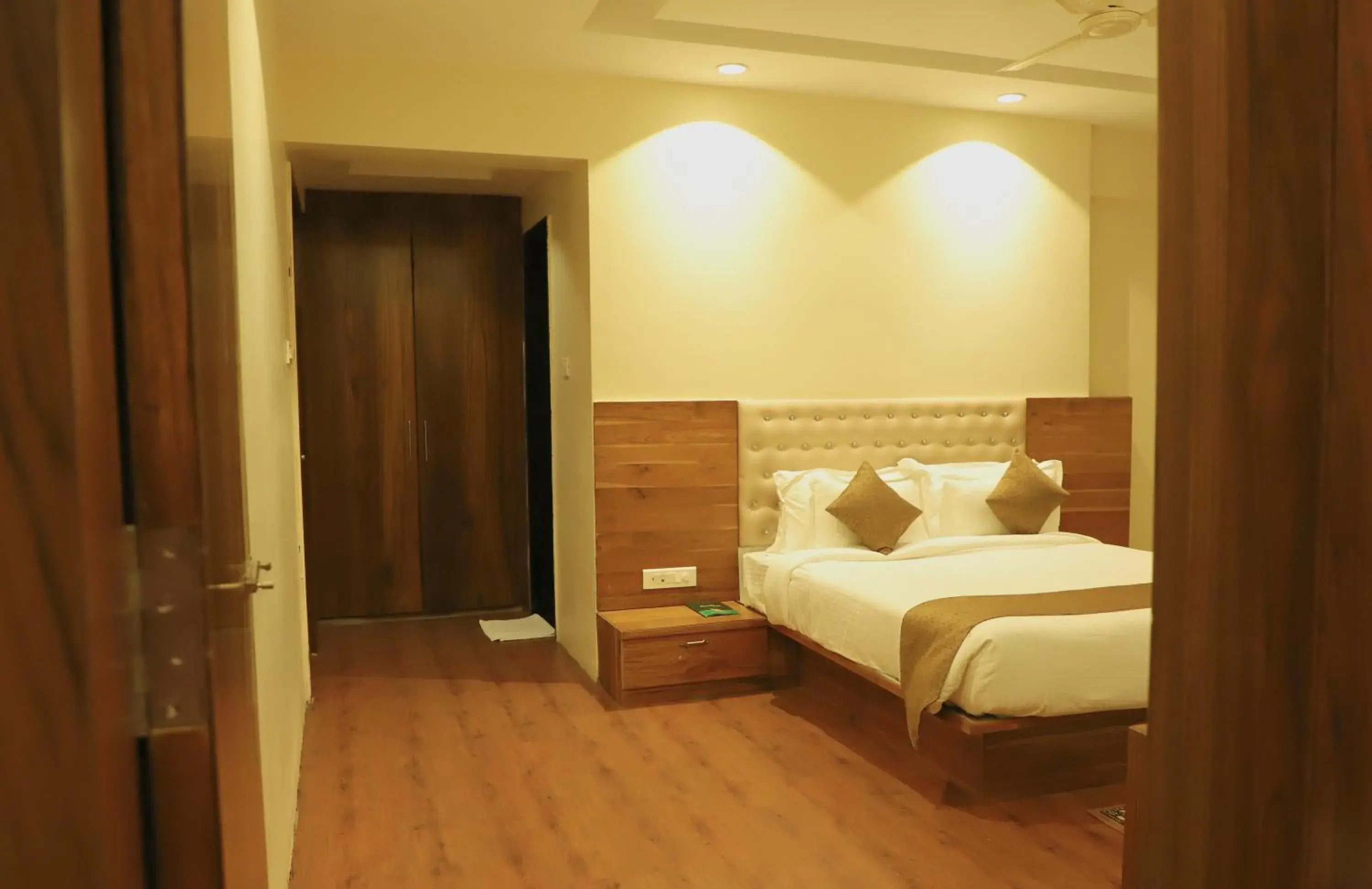 Bedroom, Bed in Sai Neem Tree Hotel Bedroom, Bed in Sai Neem Tree Hotel