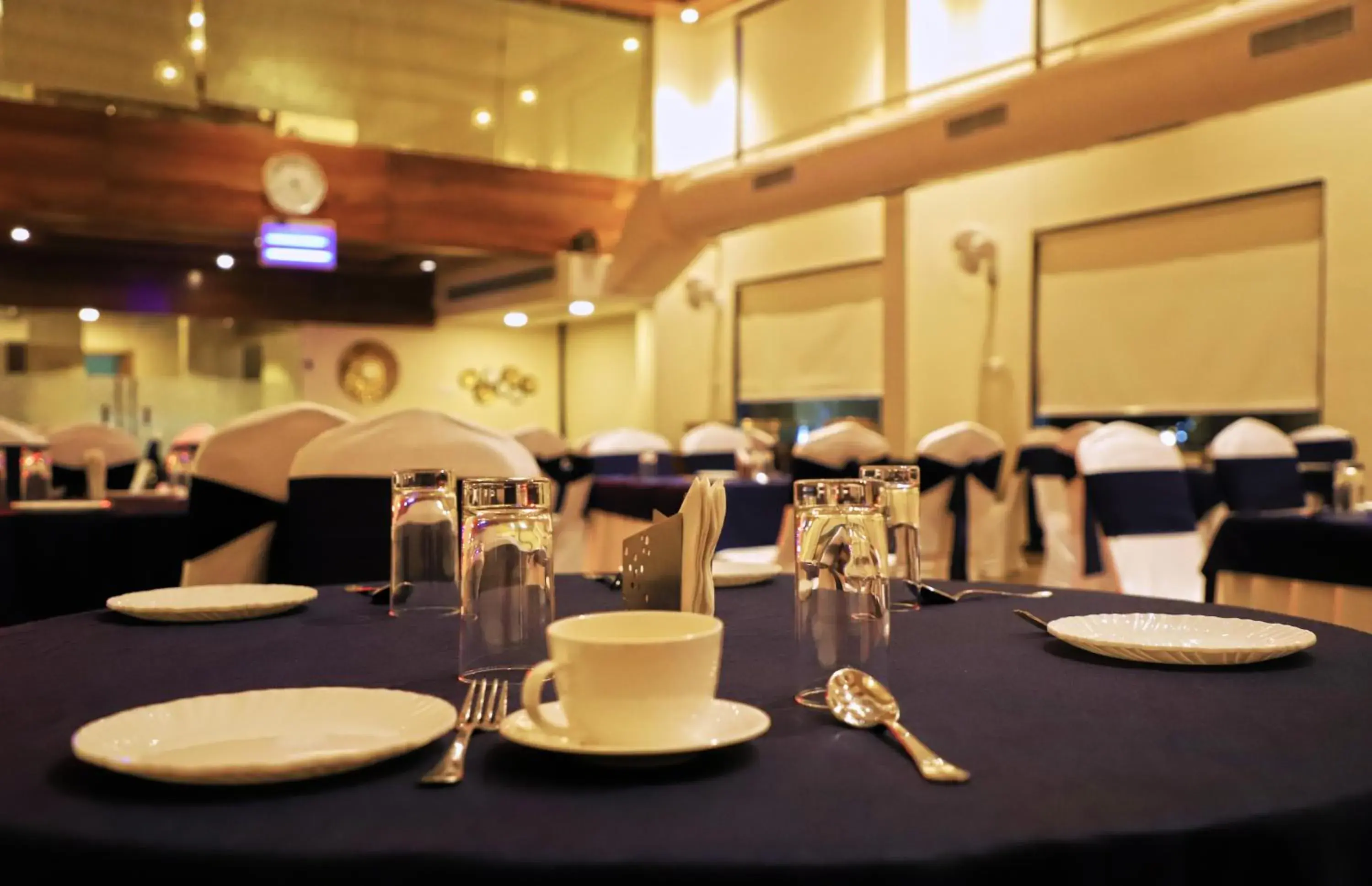 Breakfast in Sai Neem Tree Hotel Breakfast in Sai Neem Tree Hotel