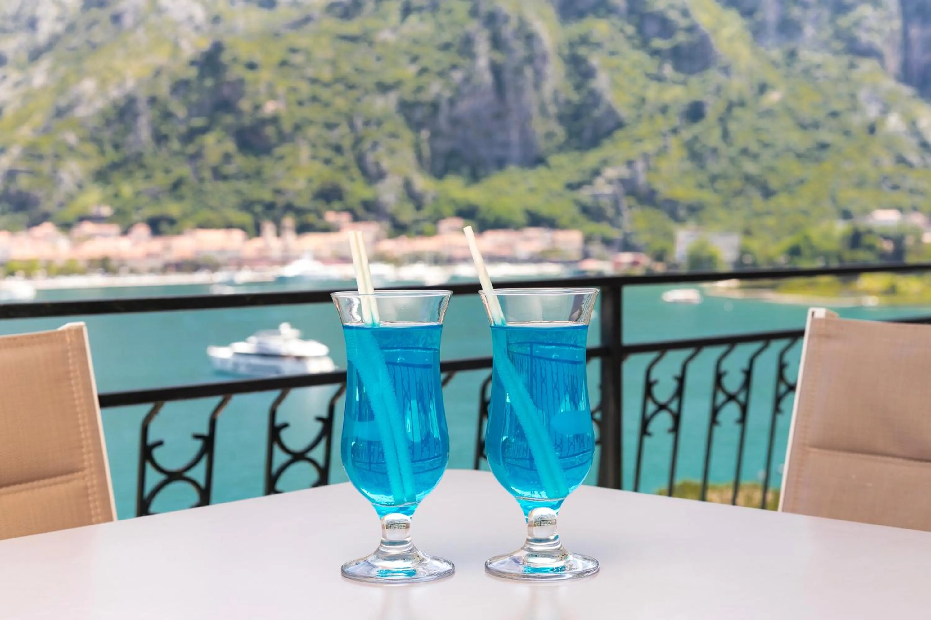 Sea view in Apartments Dončić