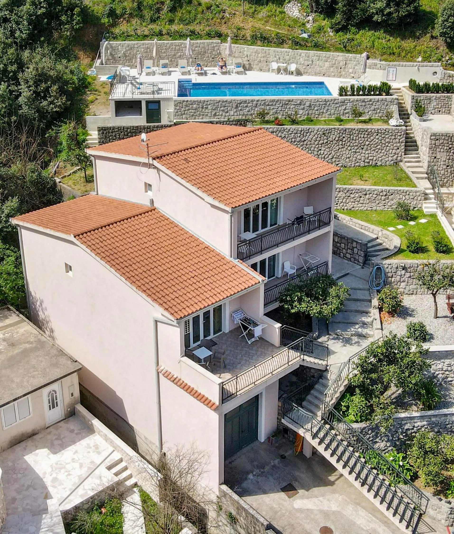 Property building in Apartments Dončić