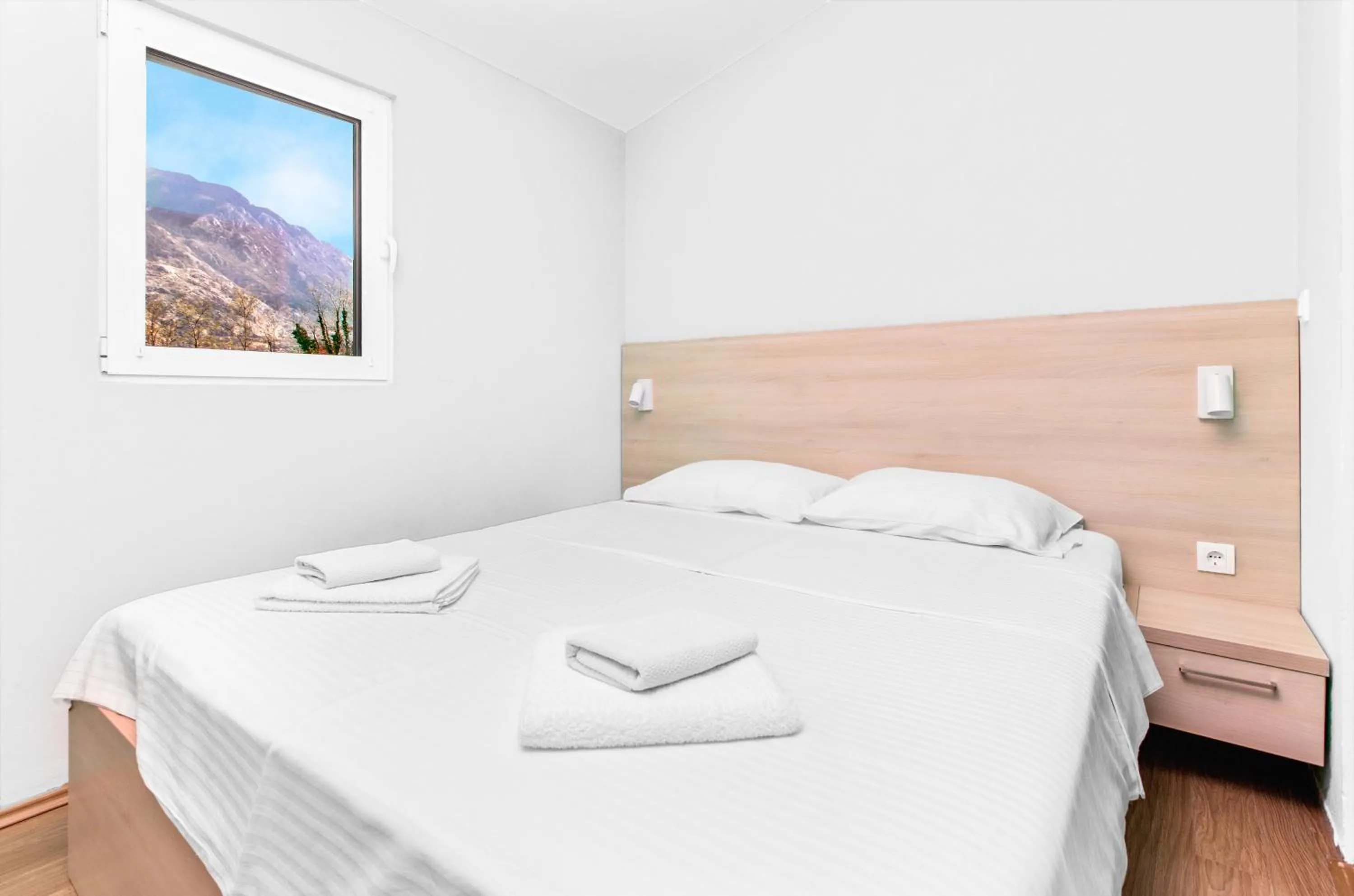 Bed in Apartments Dončić