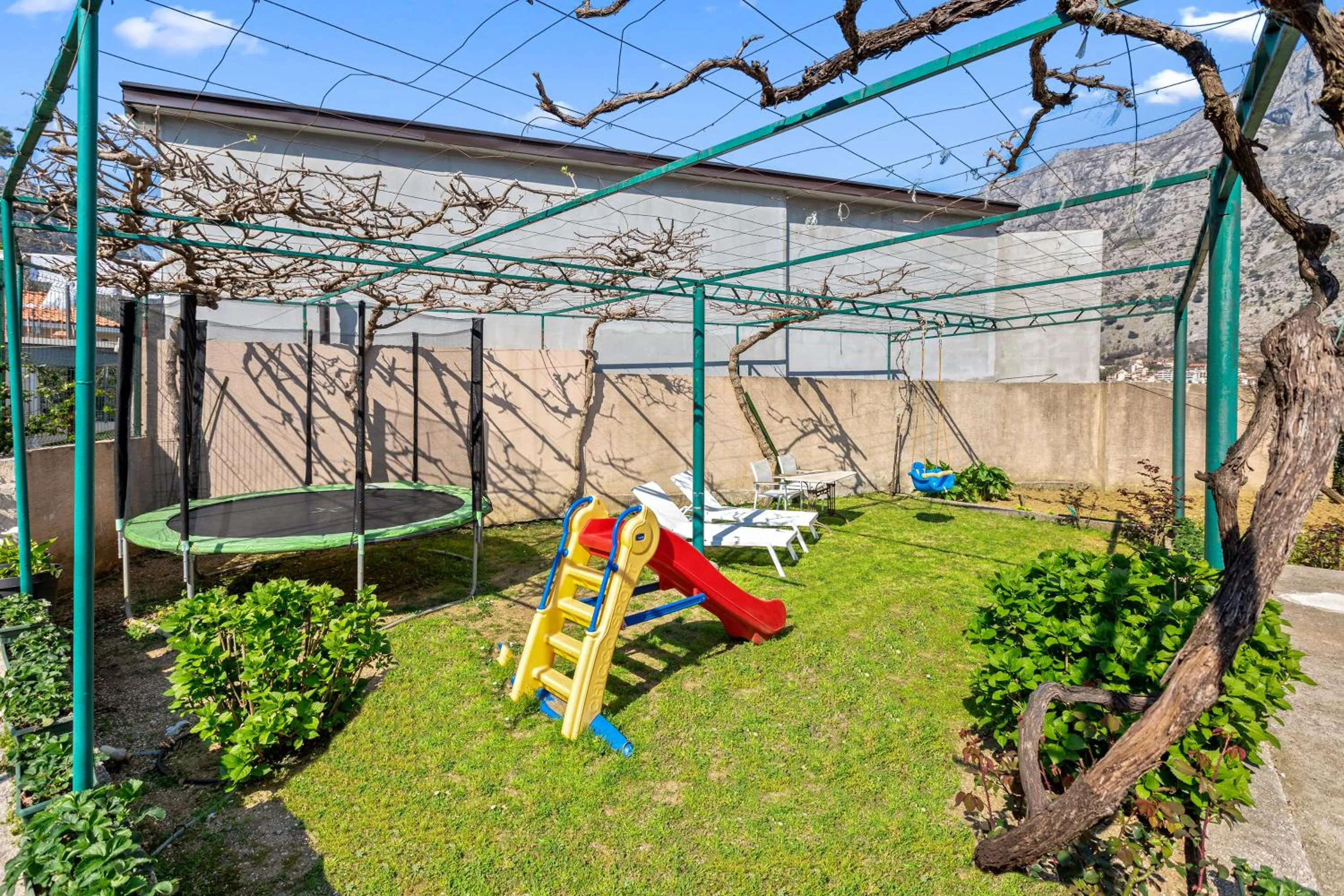 Garden in Apartments Dončić