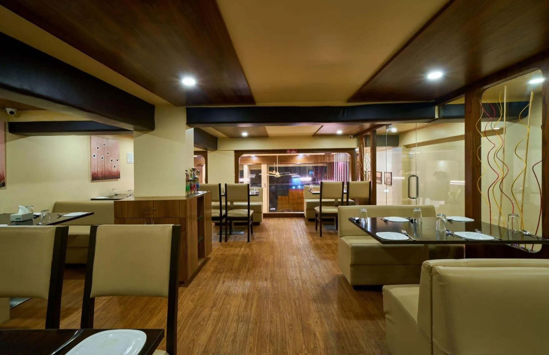 Restaurant/places to eat in Hotel Ramkrishna Inn