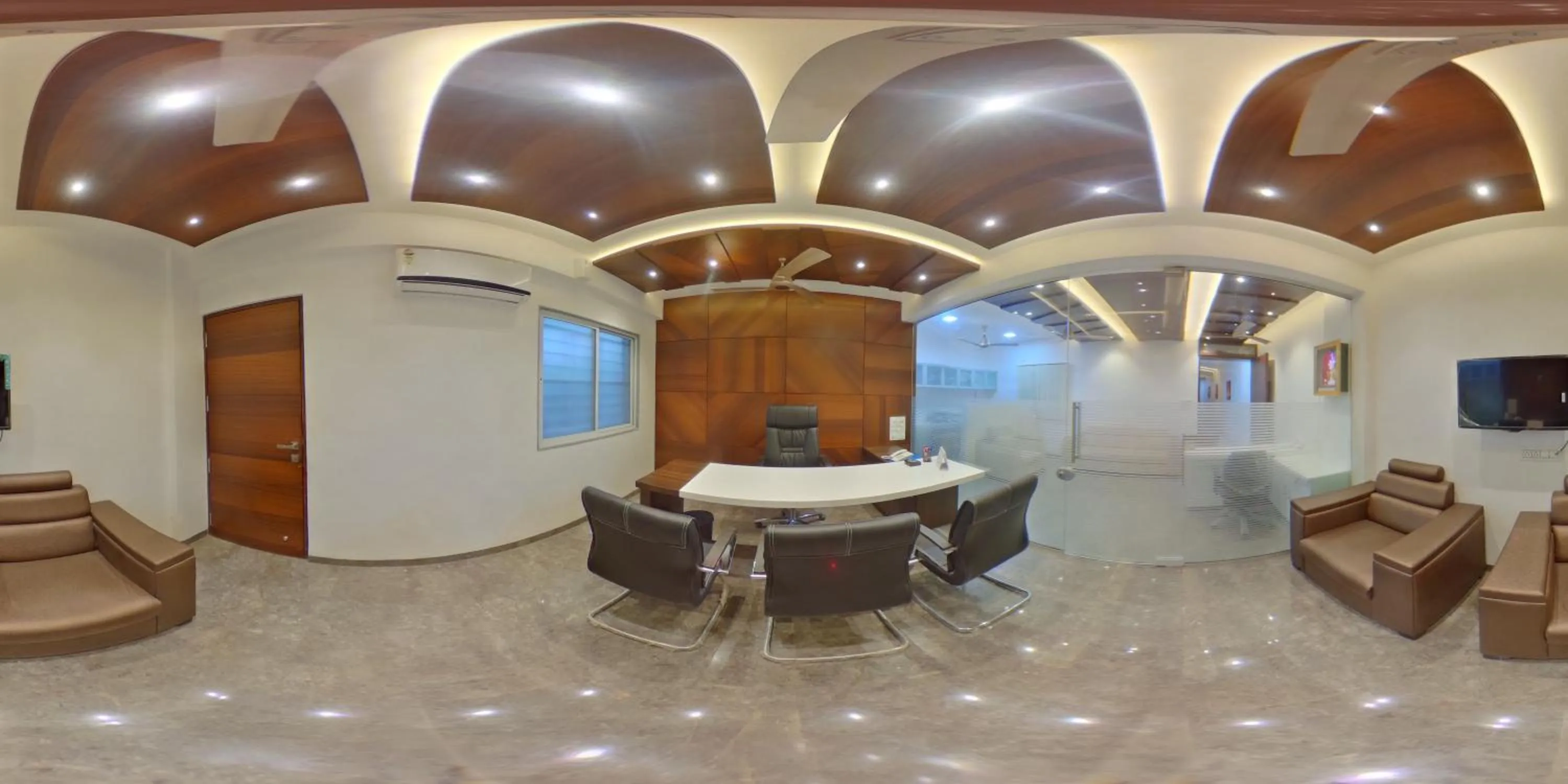 Decorative detail in Hotel Ramkrishna Inn