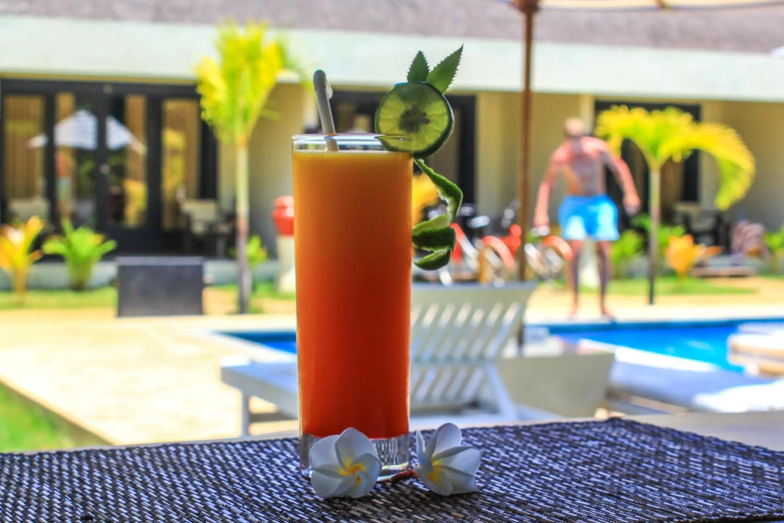 Alcoholic drinks in Kaluku Gili Resort