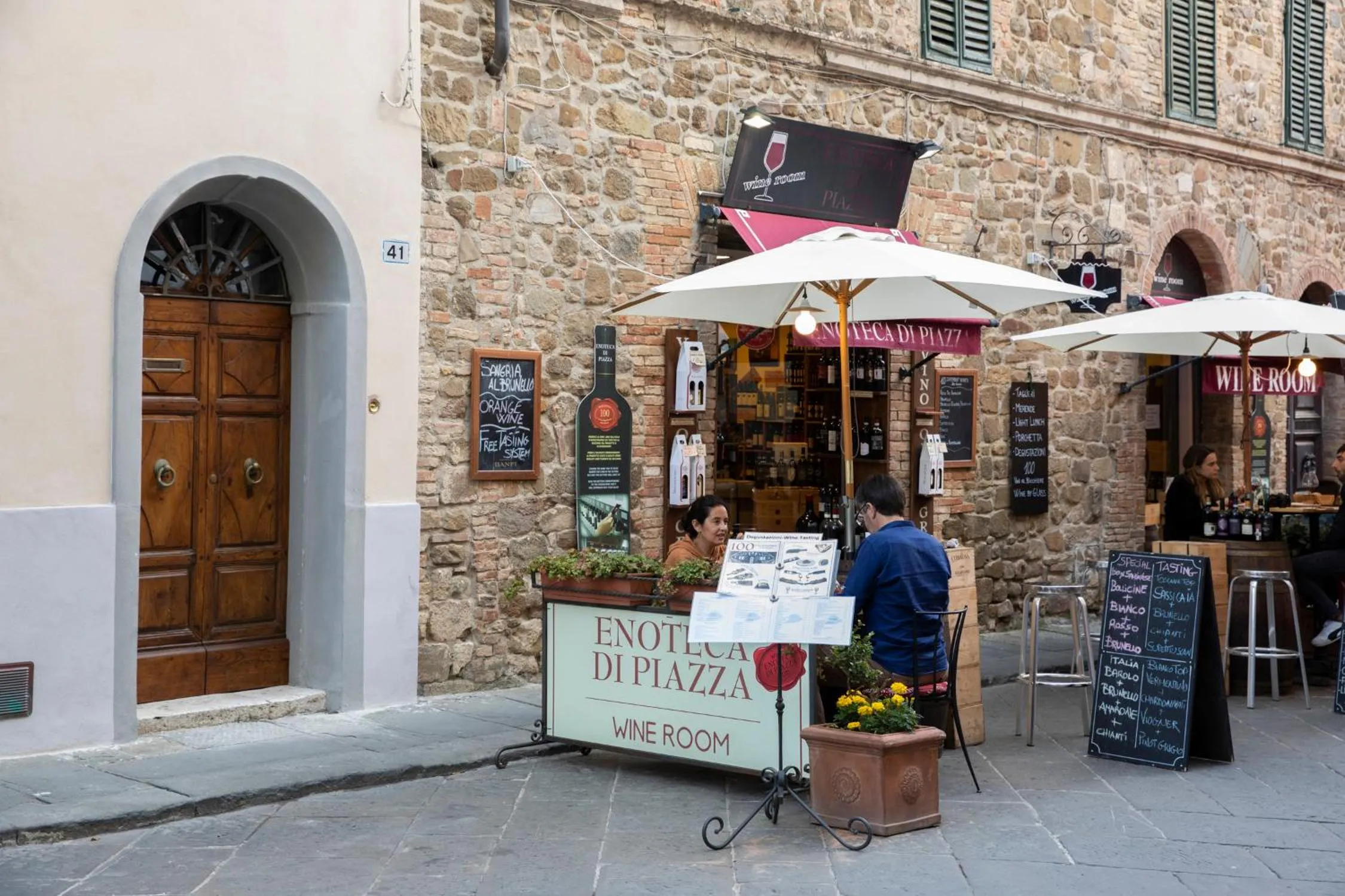 Facade/entrance in Tuscany View Montalcino