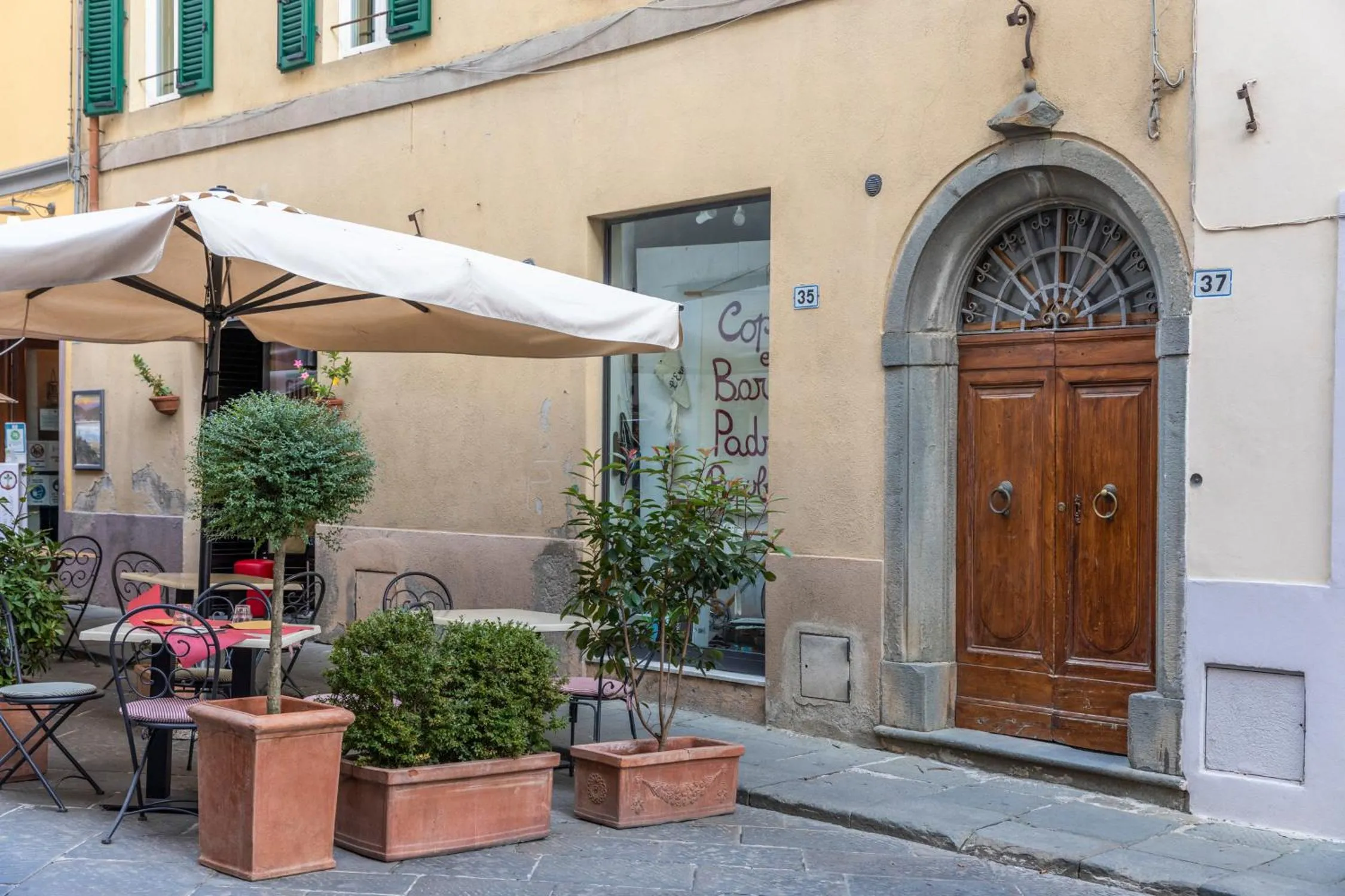 Property building in Tuscany View Montalcino