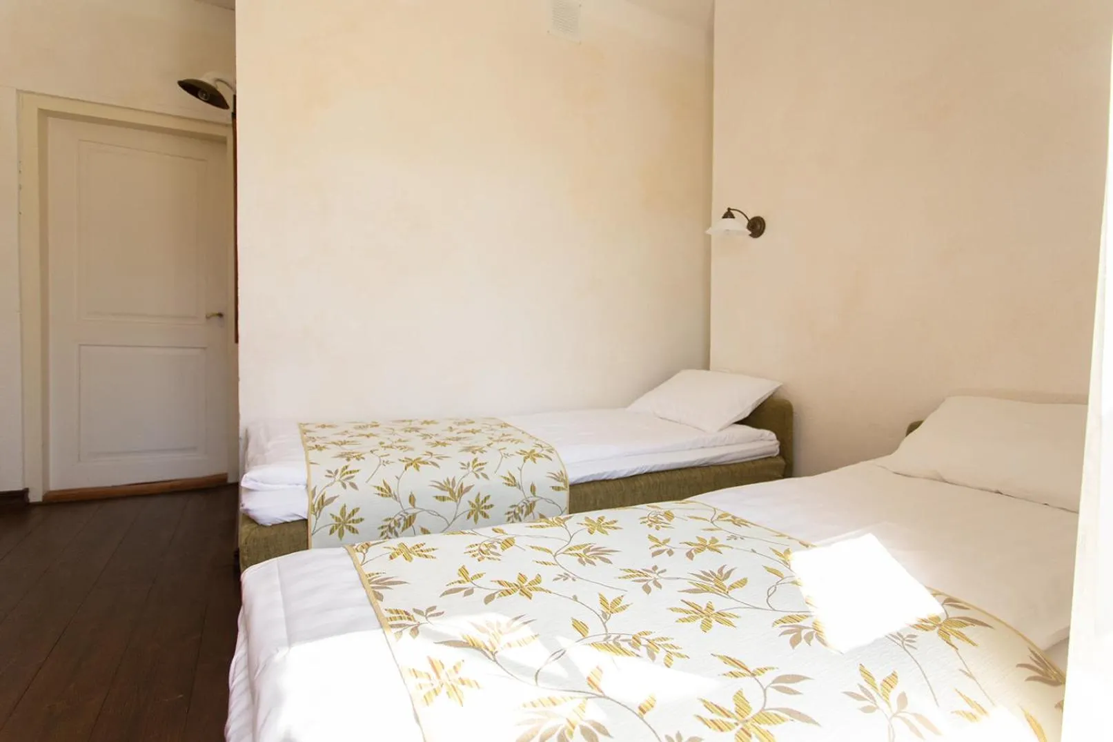Bed in Allee Apartments