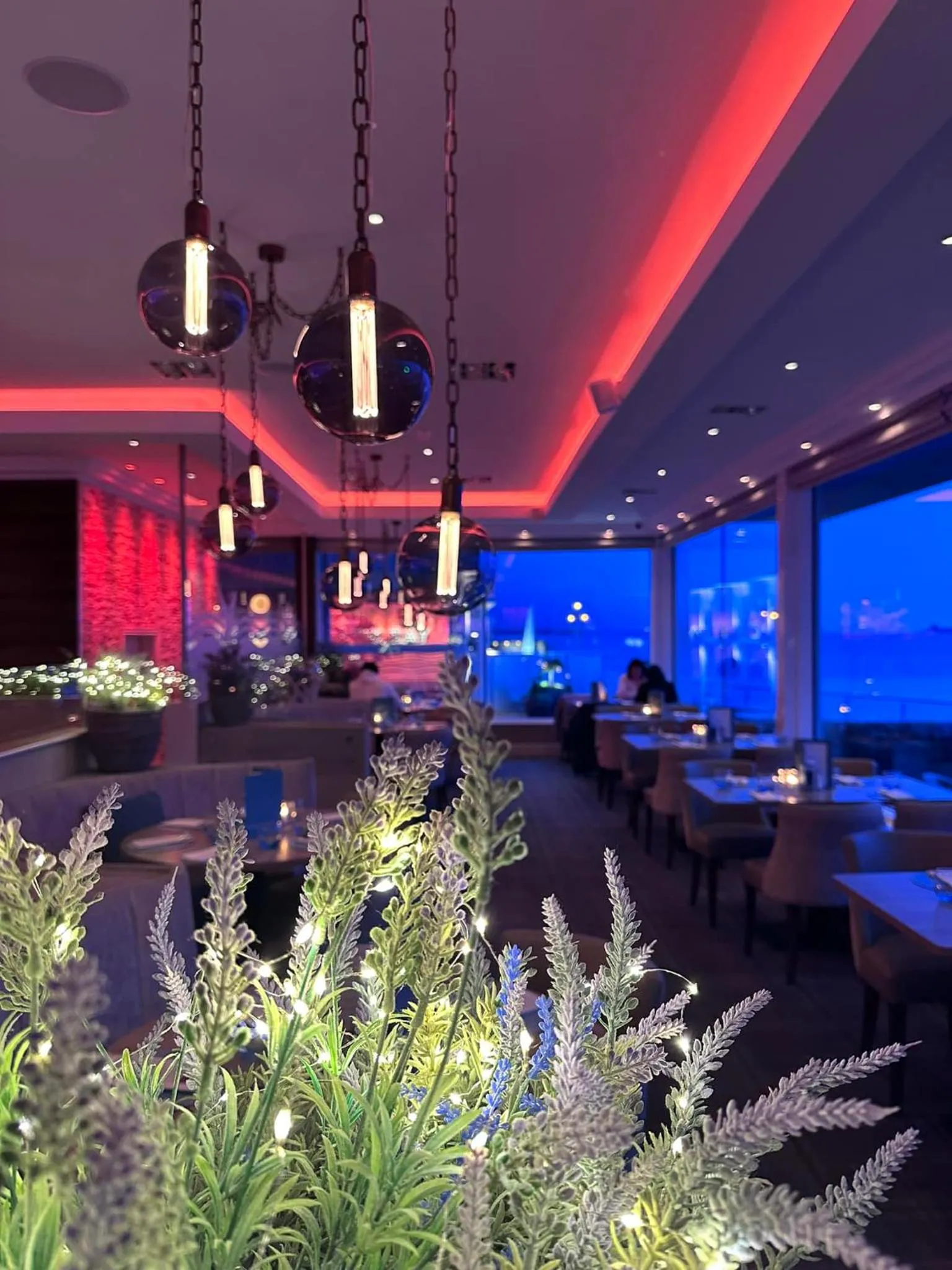 Restaurant/places to eat in Duck Bay Hotel & Restaurant