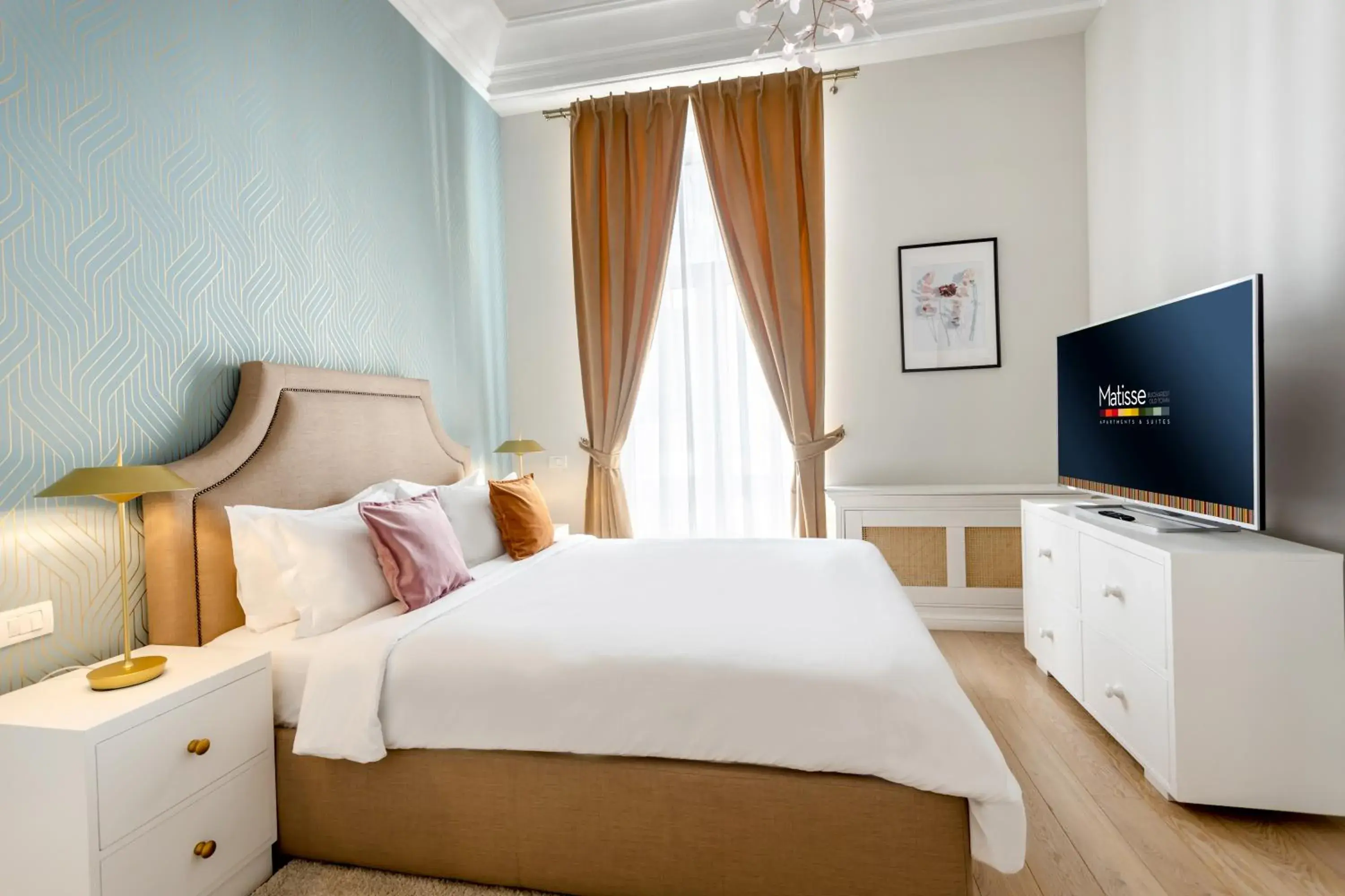 Property building, Bed in Matisse Bucharest Old Town Property building, Bed in Matisse Bucharest Old Town