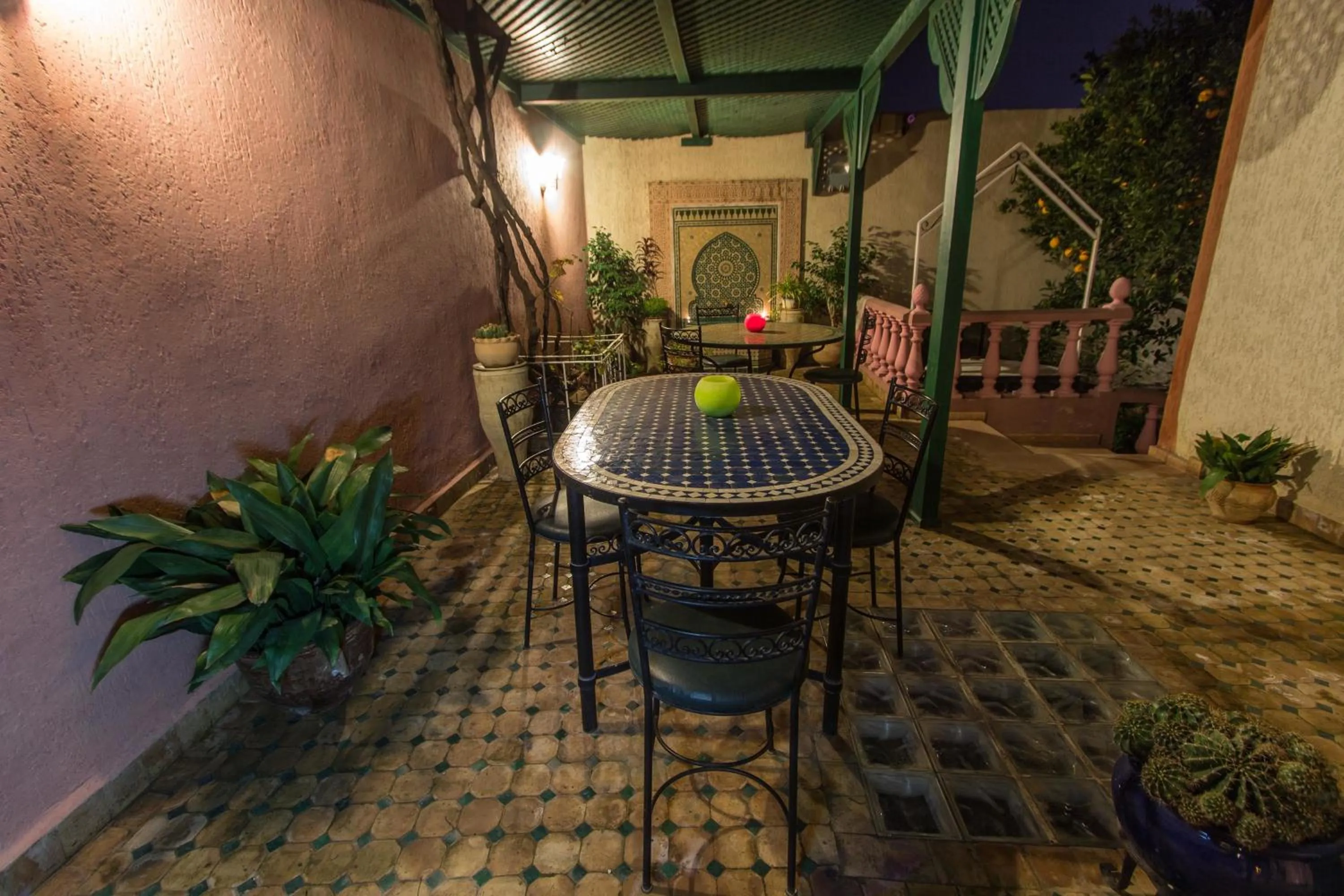 Balcony/Terrace in Riad Raouia HAMMAM & SPA