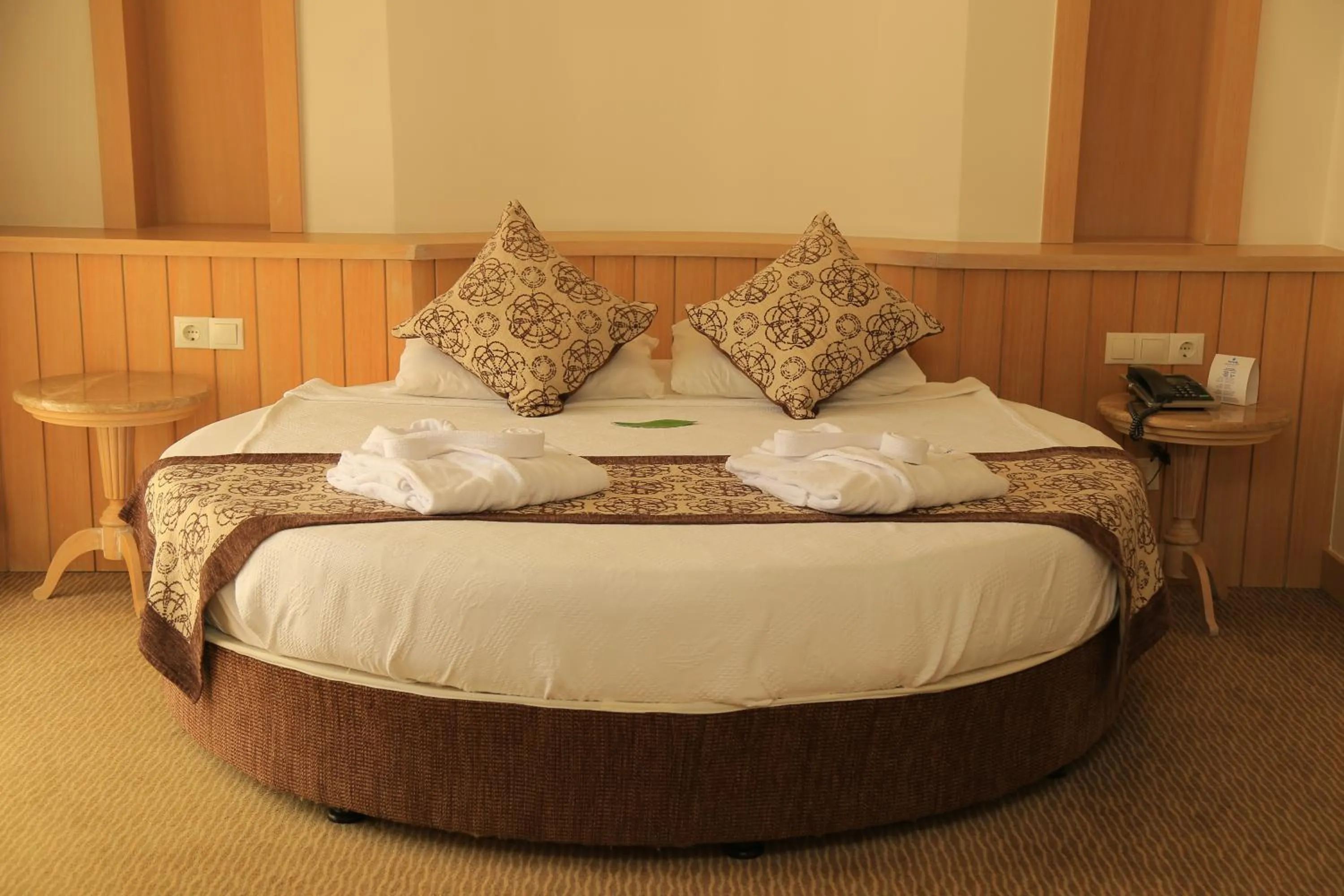 Decorative detail, Bed in Saphir Resort & Spa