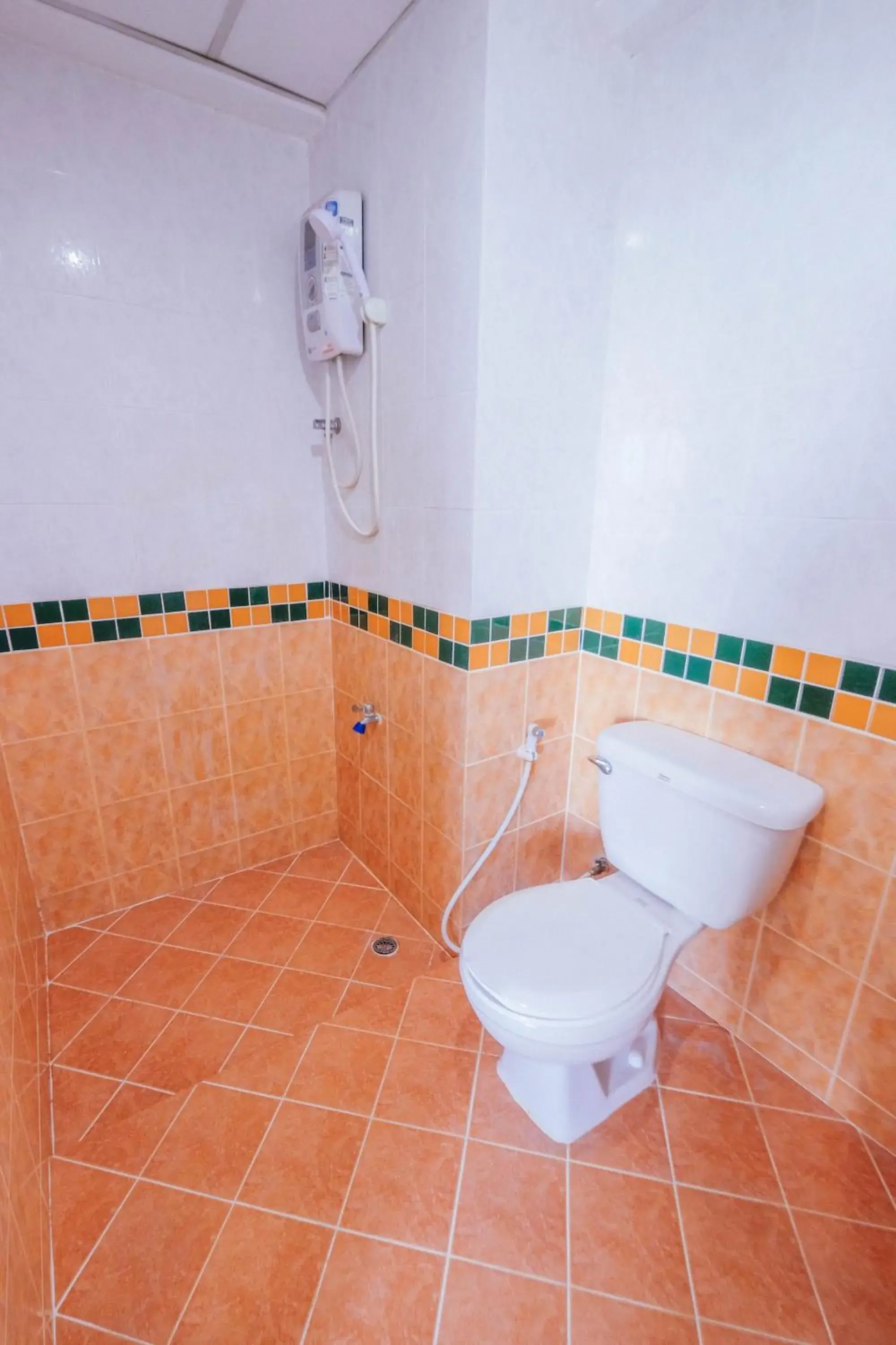 Shower, Bathroom in Golden House @ On-nut Station