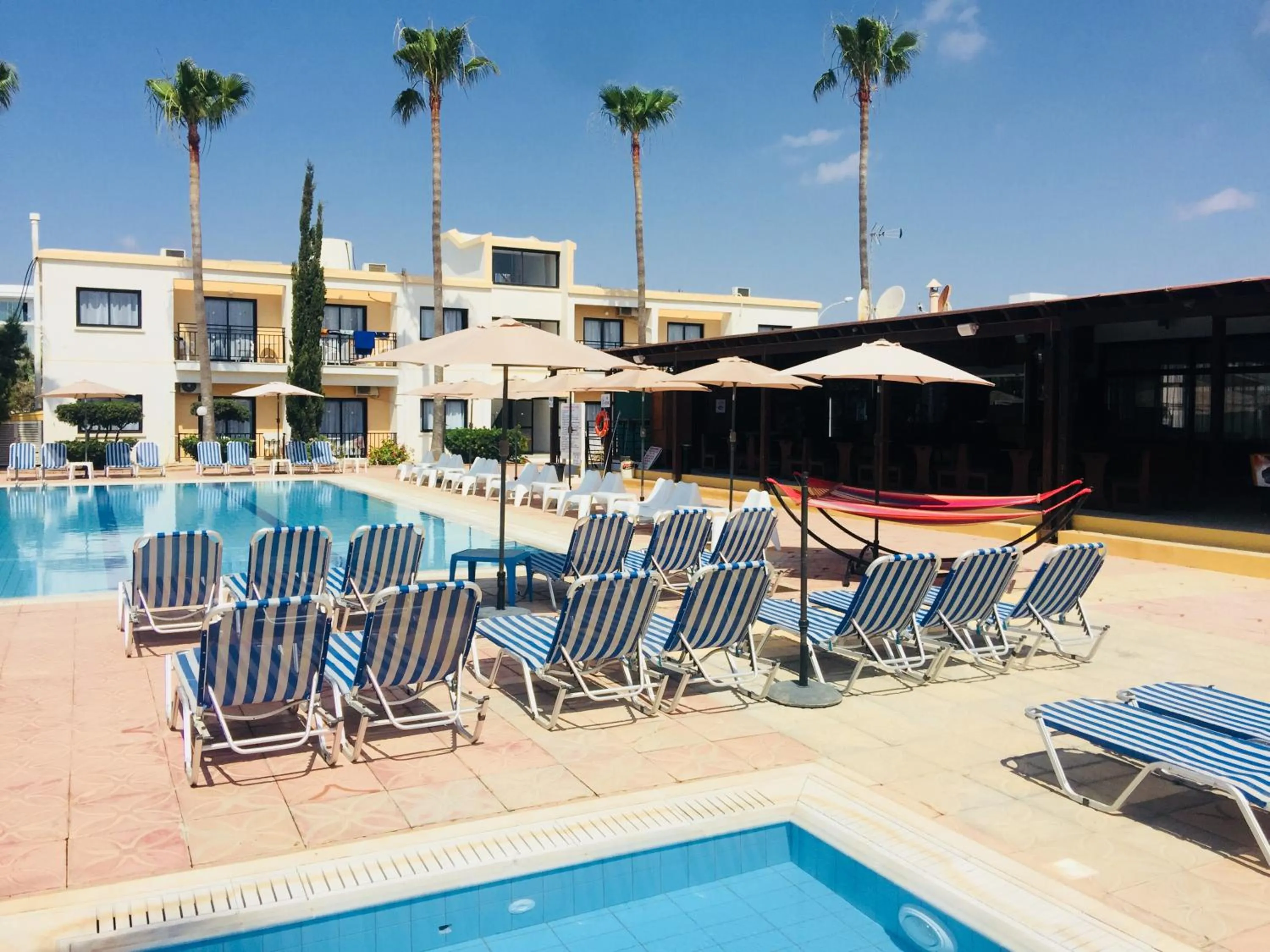 Carina Hotel Apartments