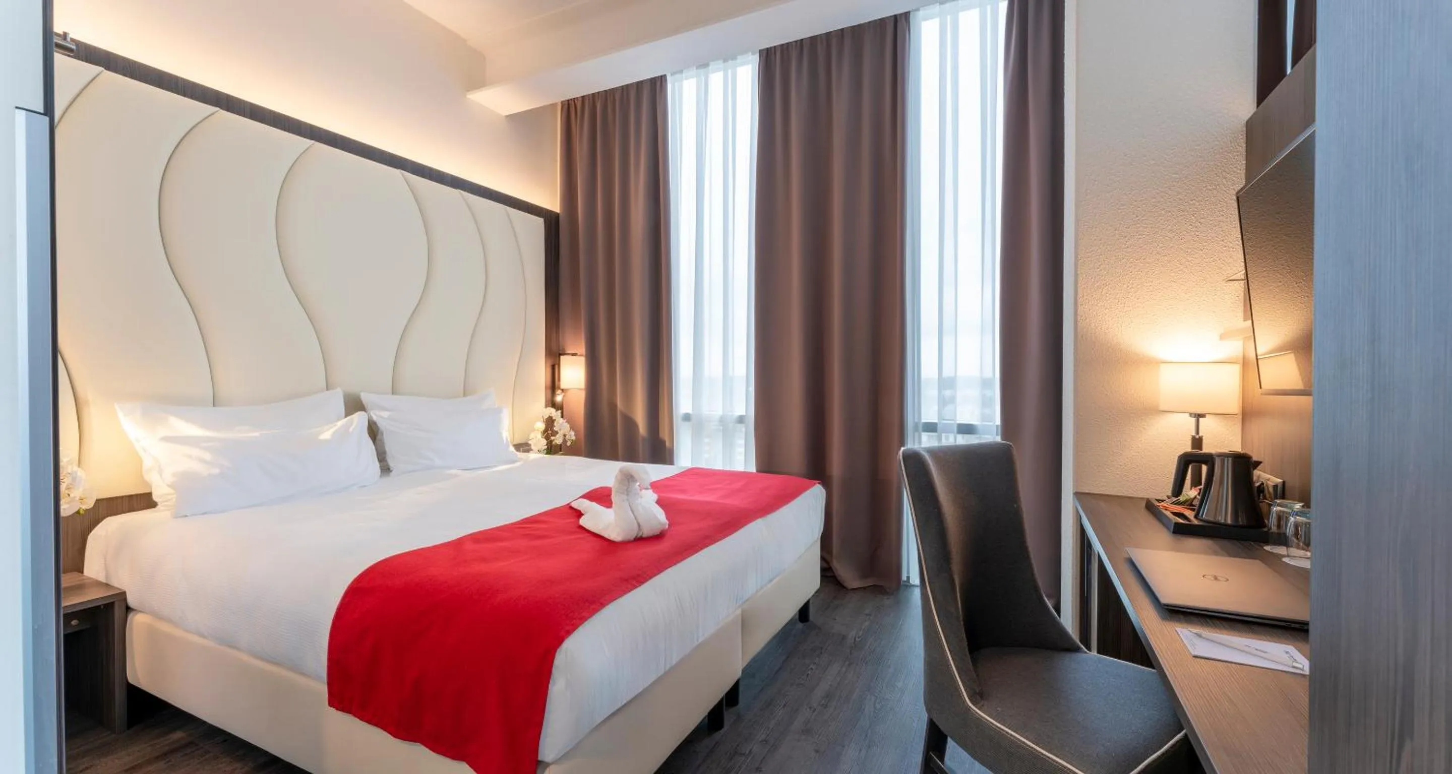 Photo of the whole room, Bed in PLAZA Premium Almere