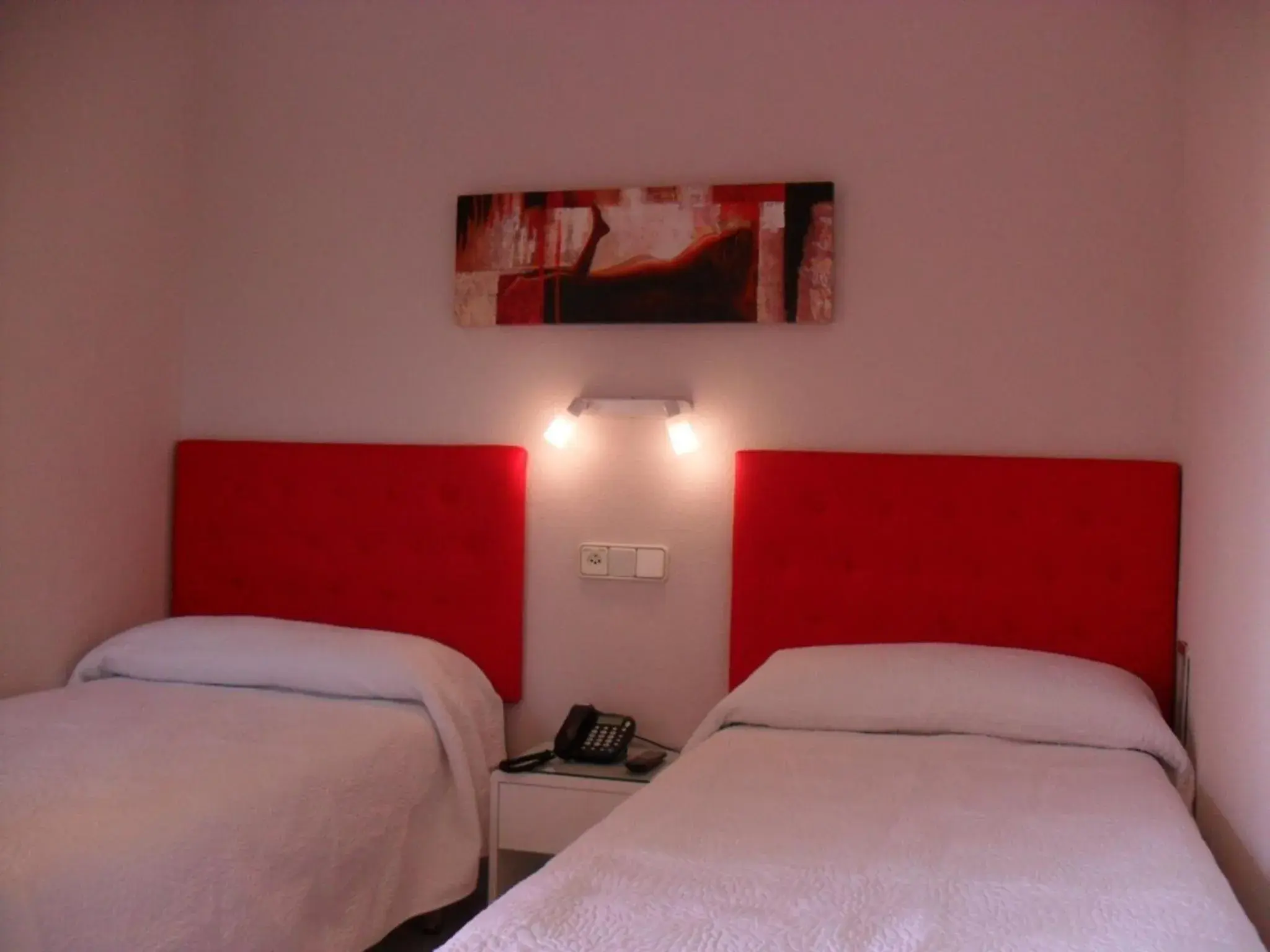 Twin Room in Hotel Lo Monte Twin Room in Hotel Lo Monte