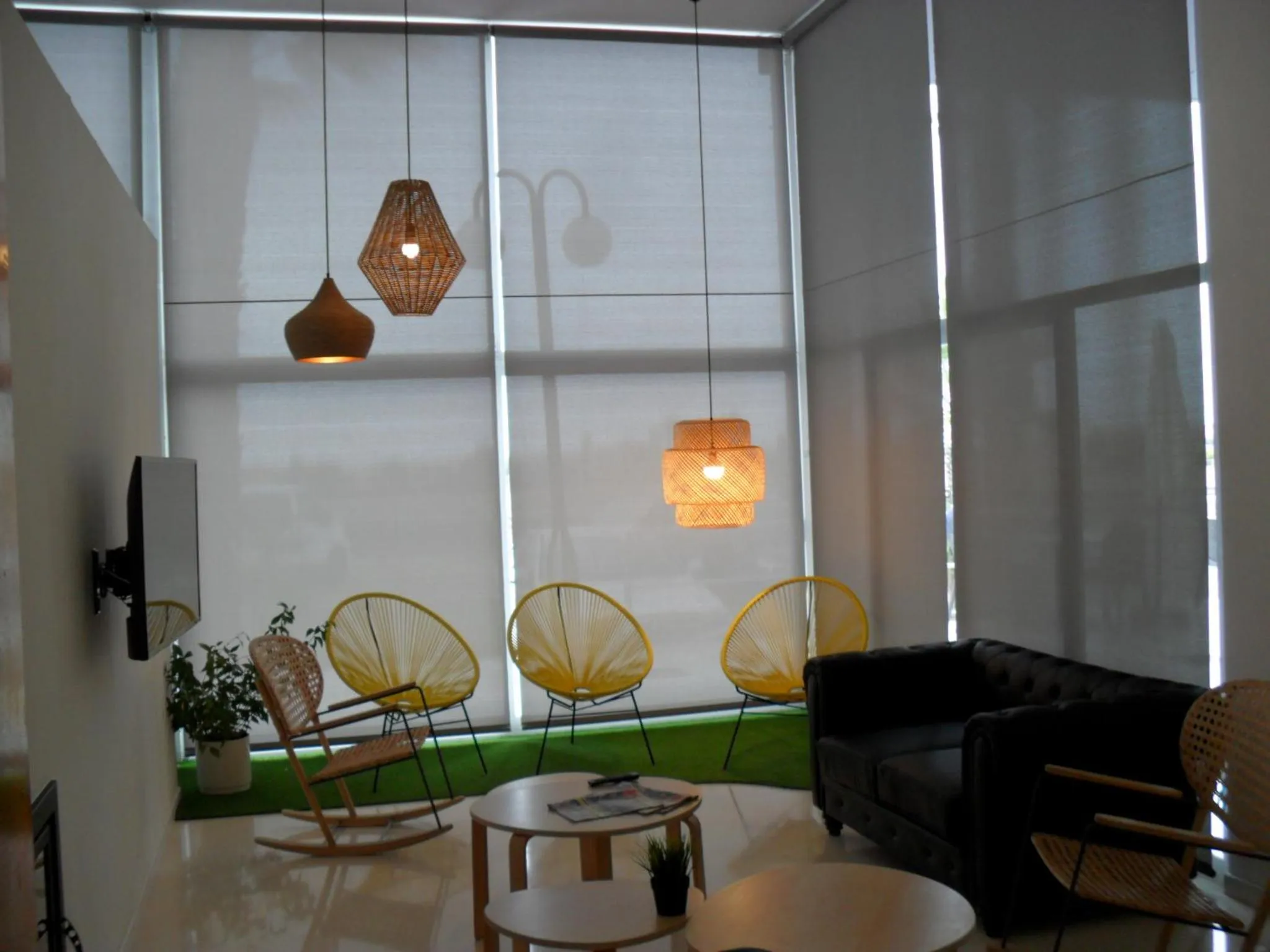 Communal lounge/ TV room in Hotel Lo Monte