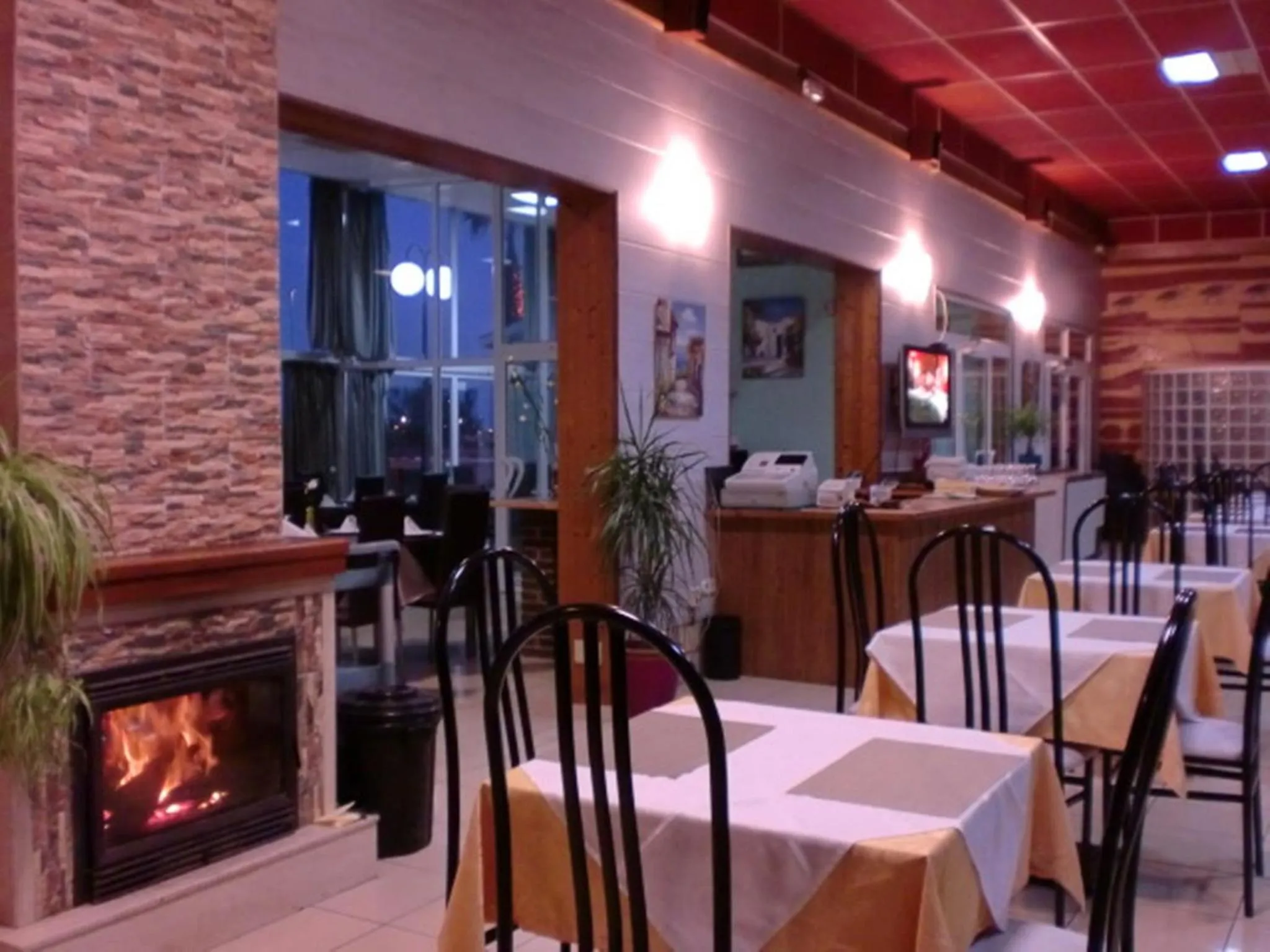 Restaurant/places to eat in Hotel Lo Monte