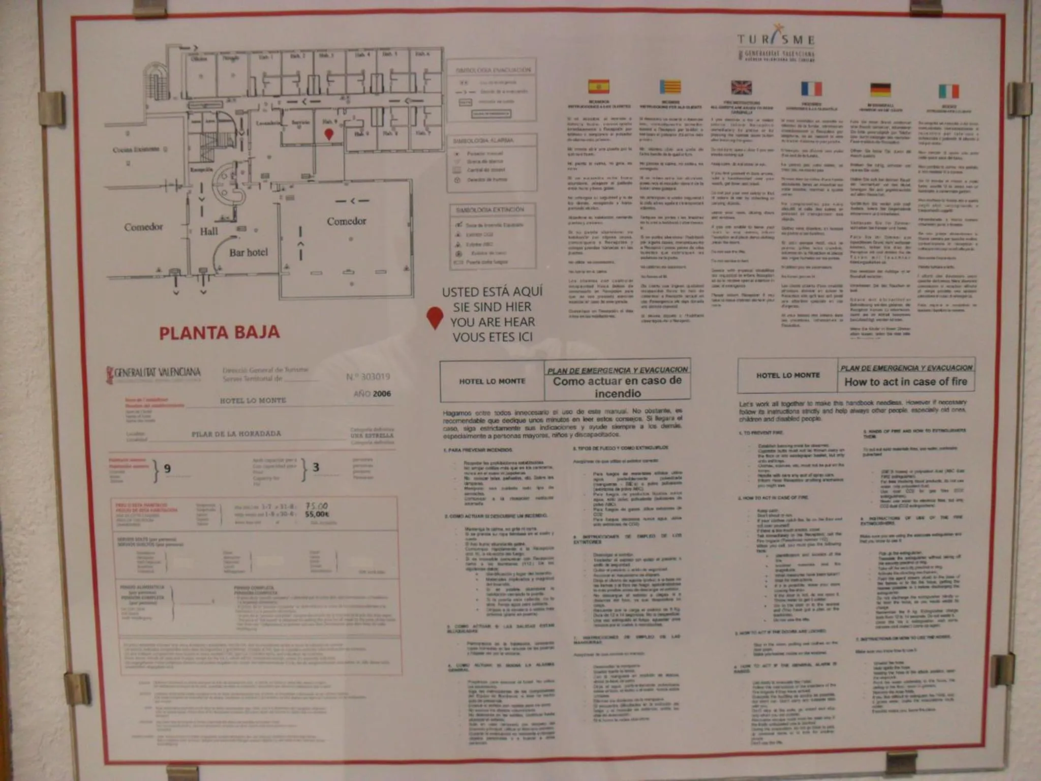 Text overlay in Hotel Lo Monte