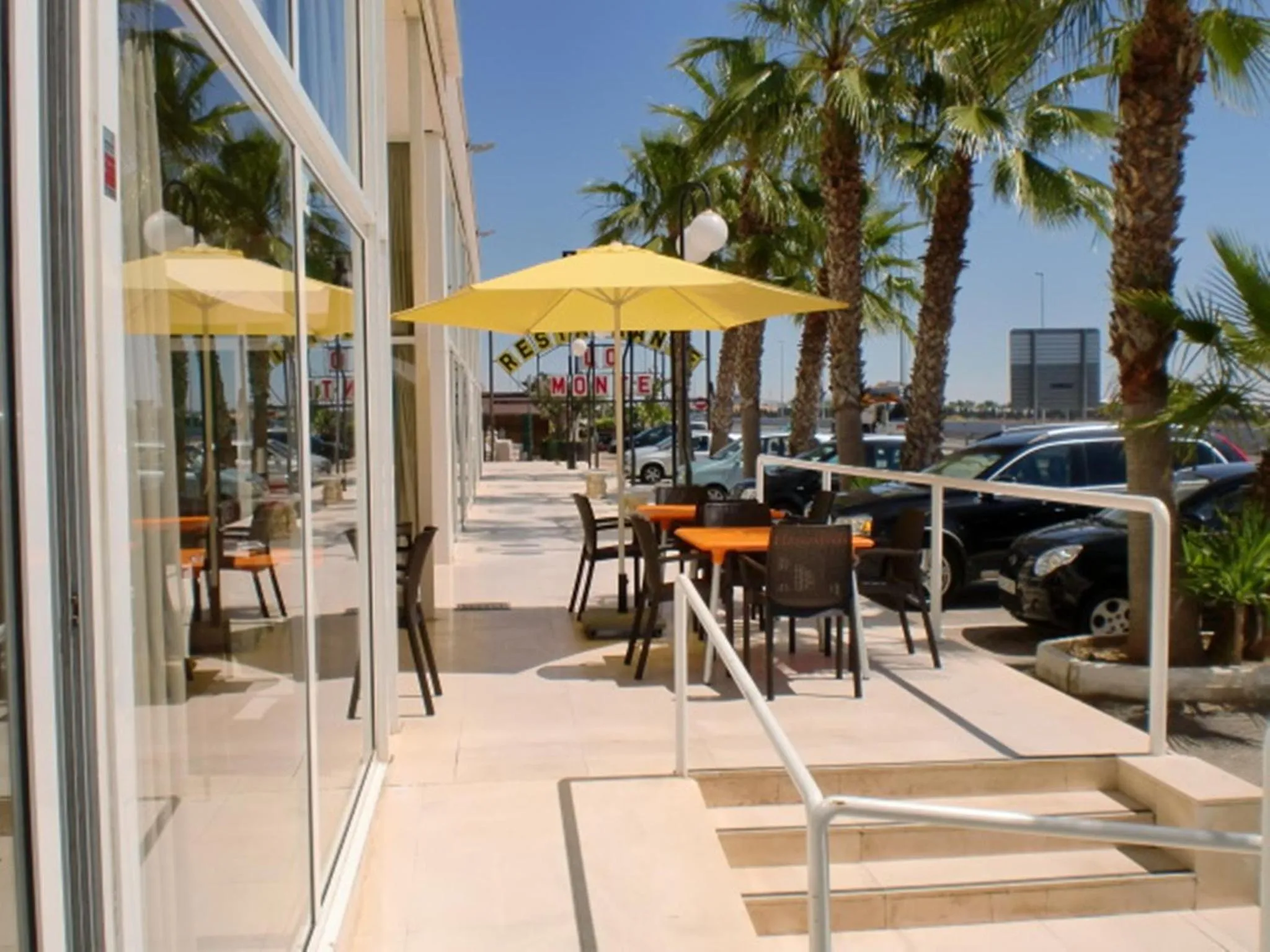 Restaurant/places to eat in Hotel Lo Monte