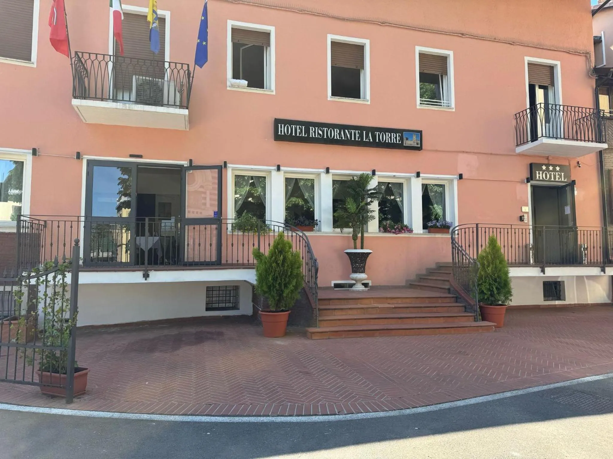 Property building in Hotel La Torre