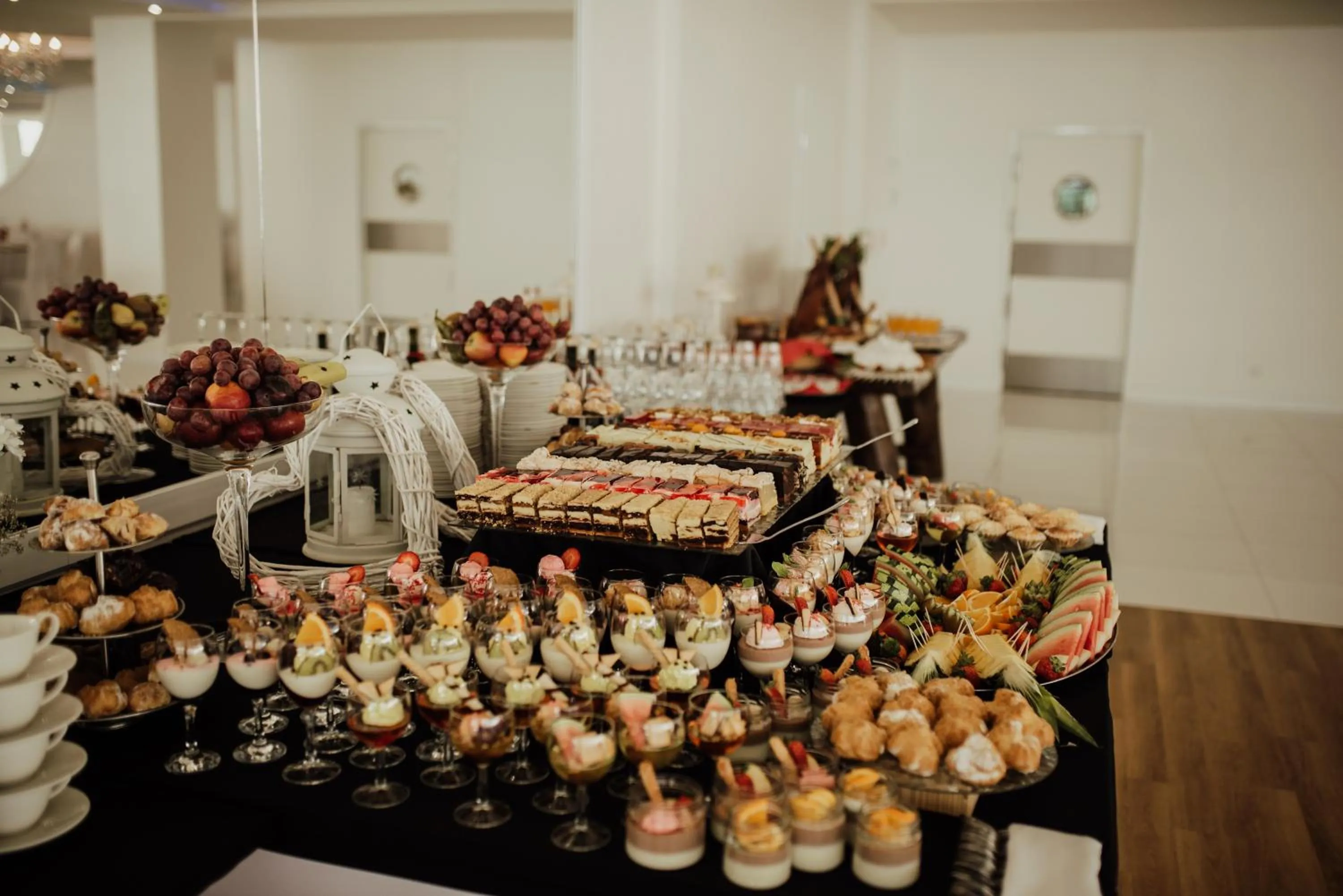 Restaurant/places to eat in Centrum Bankietowo - Hotelowe "Perła"