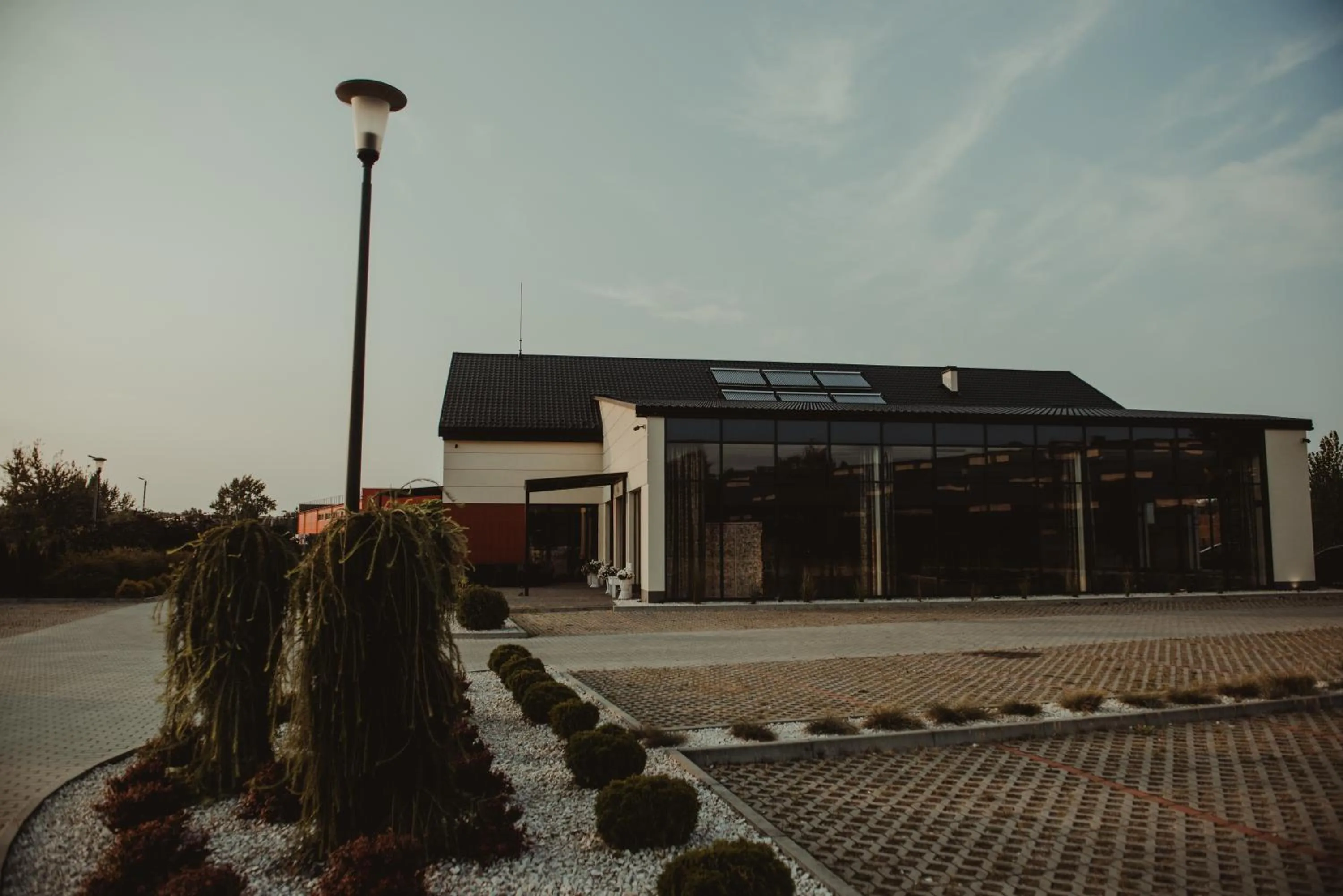 Facade/entrance in Centrum Bankietowo - Hotelowe "Perła"