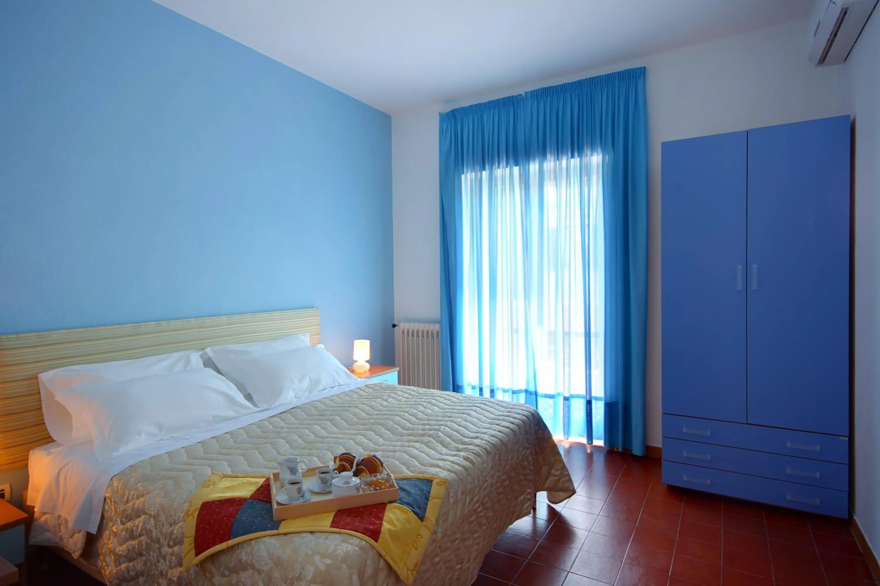 Photo of the whole room, Bed in Iris Hotel