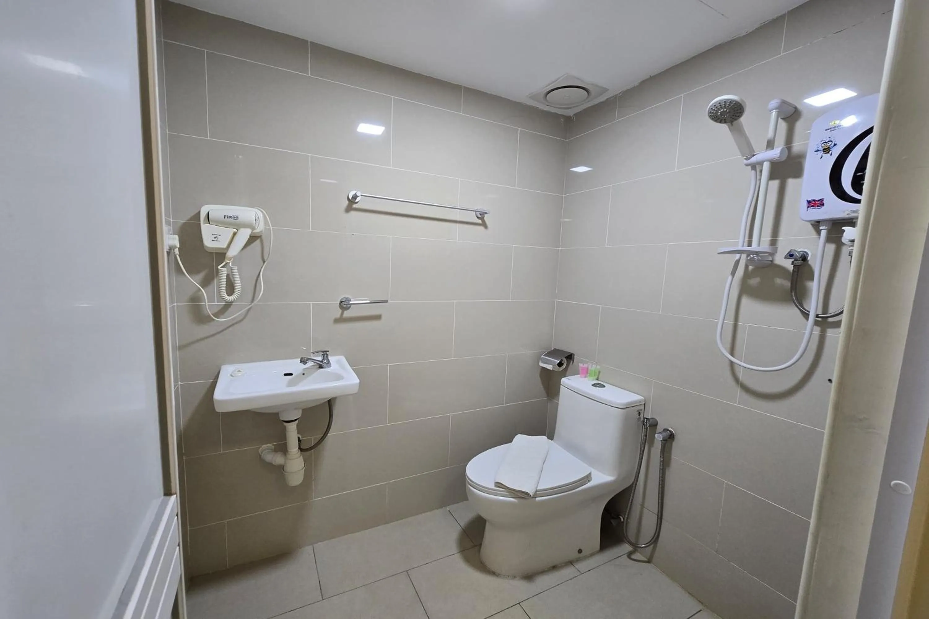 Bathroom in Hotel Seri Warisan Melaka, Stadium Hang Tuah