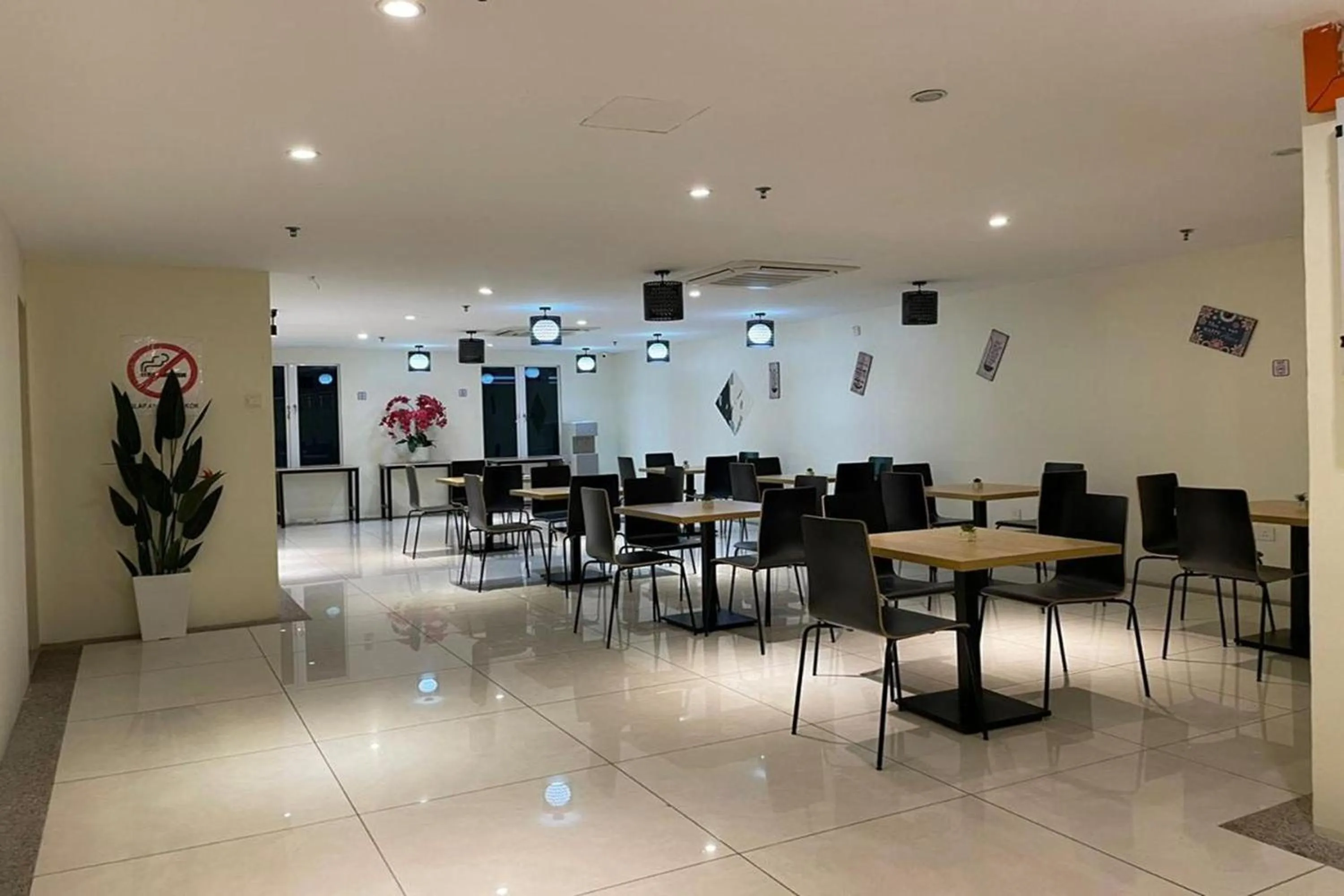 Seating area in Hotel Seri Warisan Melaka, Stadium Hang Tuah