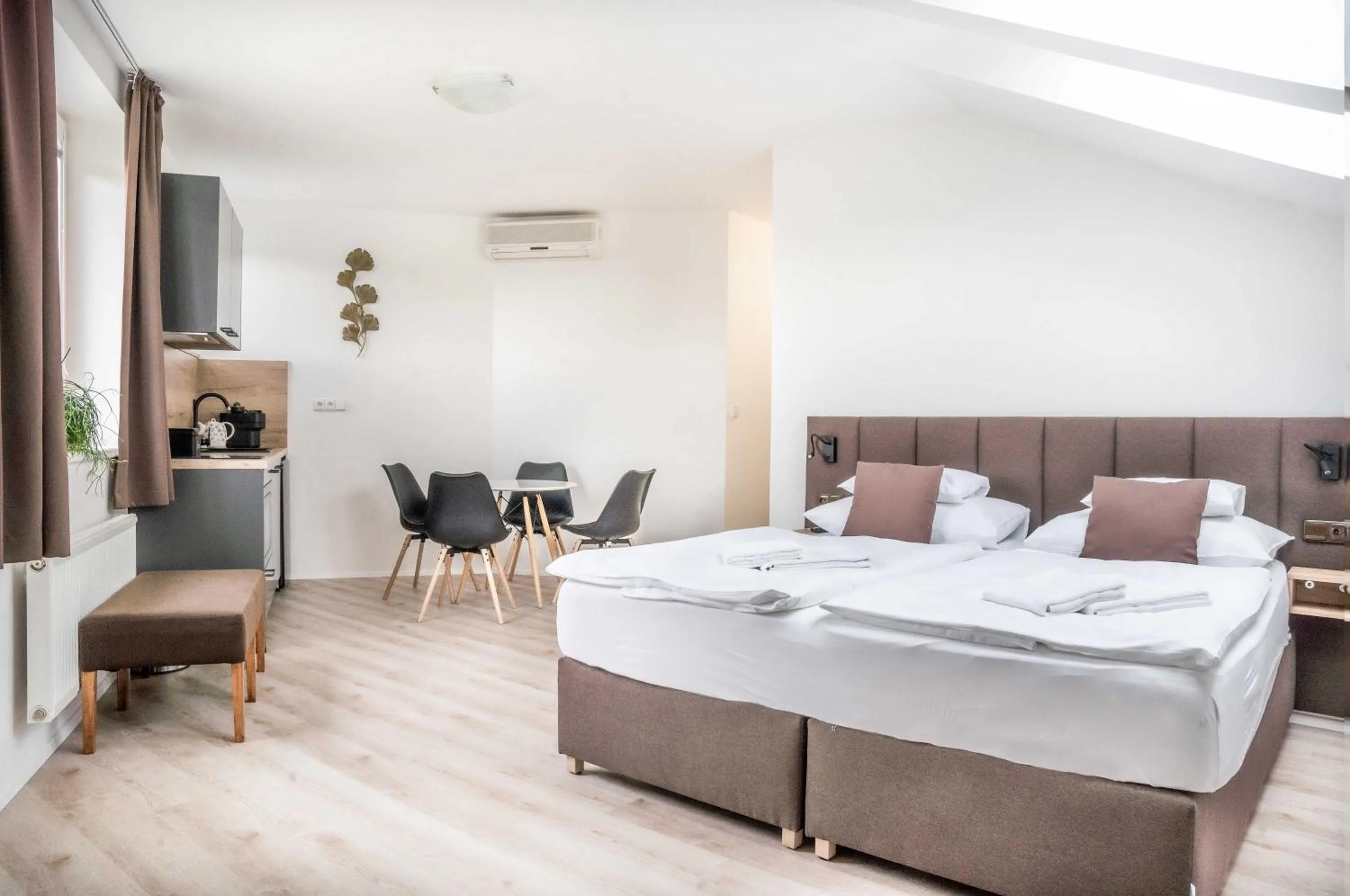 One-Bedroom Apartment in Penzion Uno