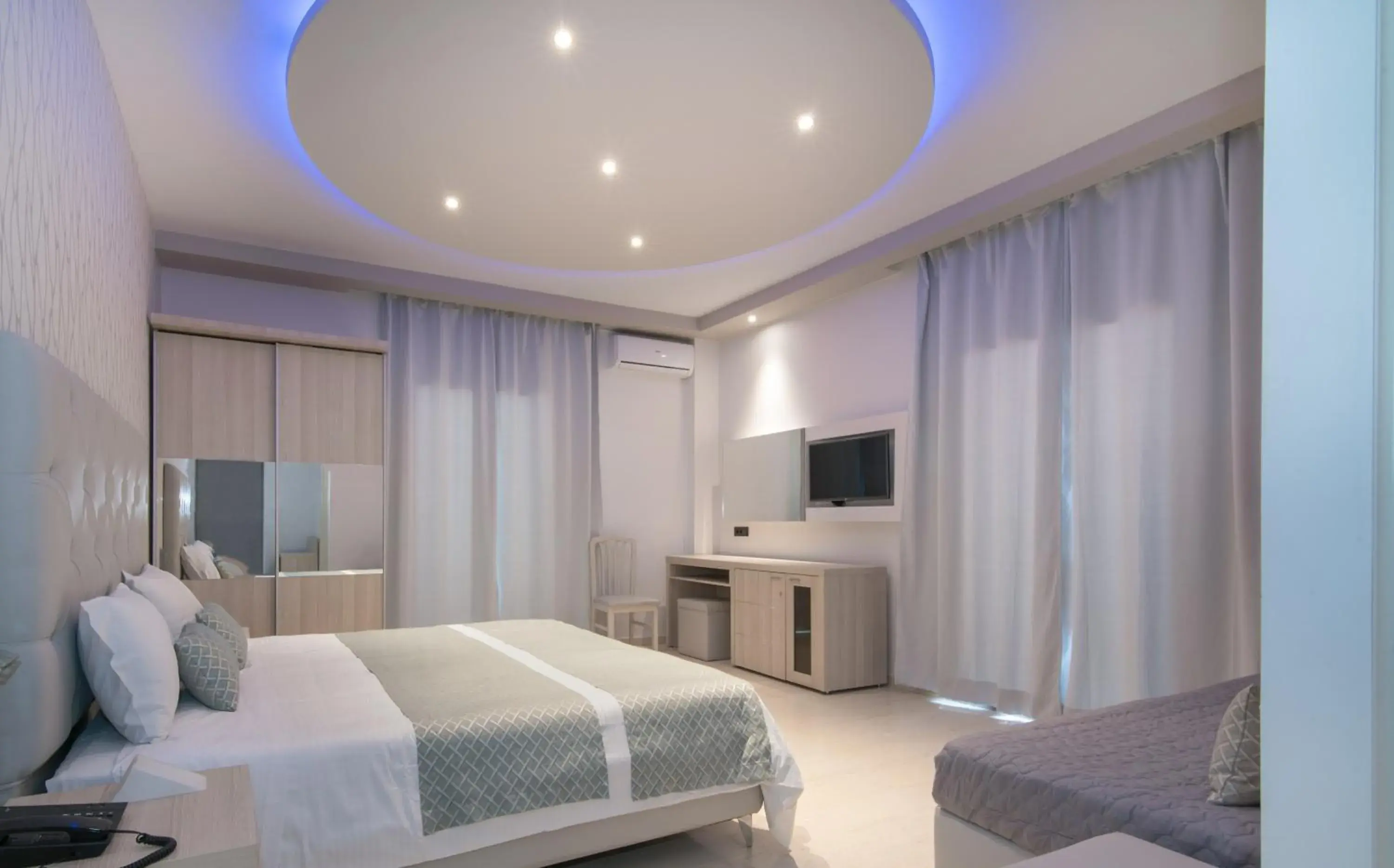 Bedroom, Bed in Tzante Hotel Zakynthos, Adults Only Bedroom, Bed in Tzante Hotel Zakynthos, Adults Only