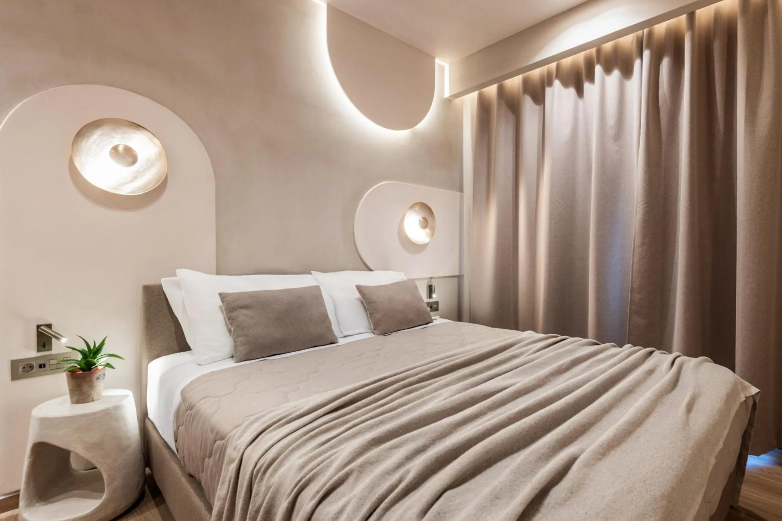 Bed in Tzante Hotel Zakynthos, Adults Only