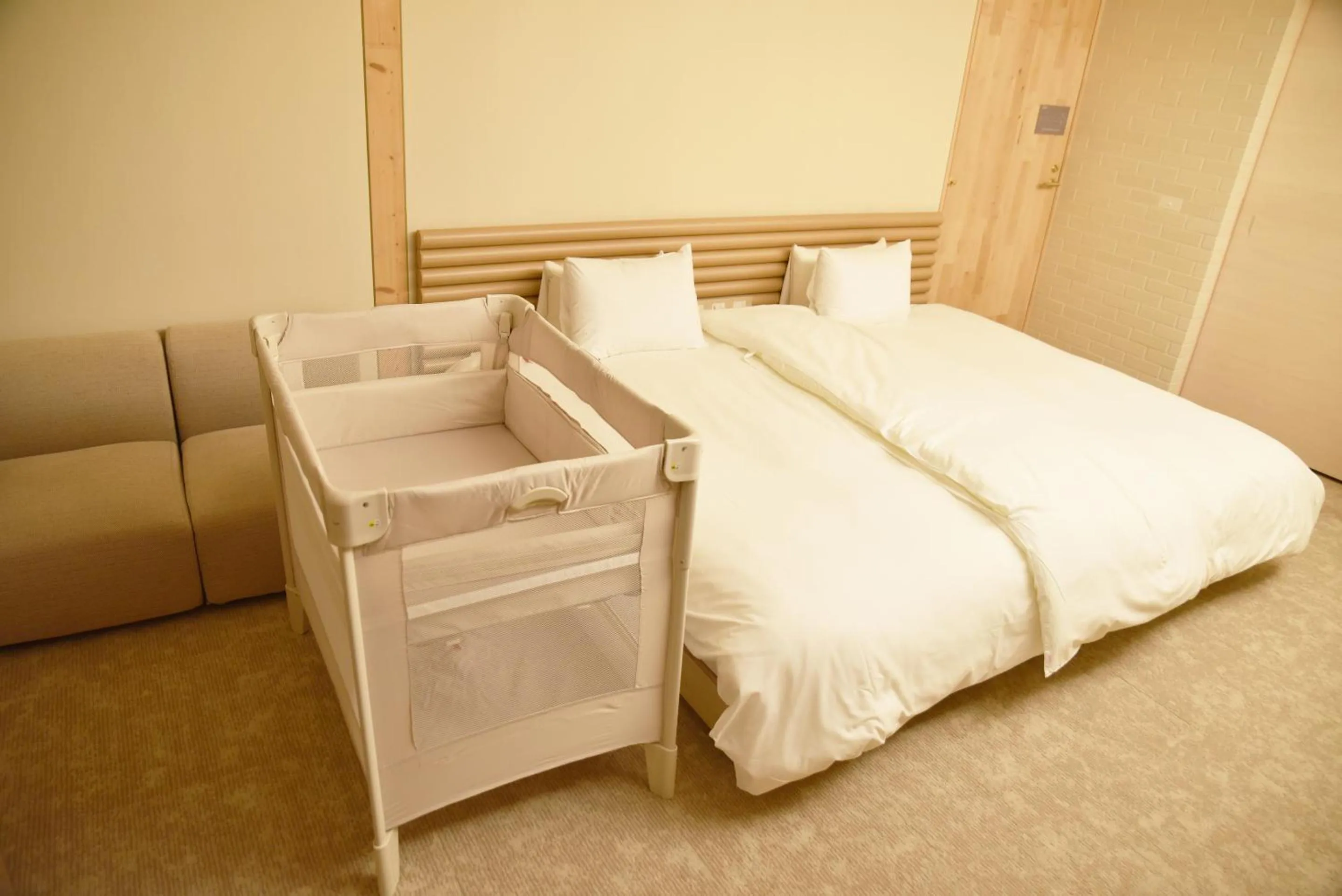 Area and facilities, Bed in Shonai Hotel Suiden Terrasse