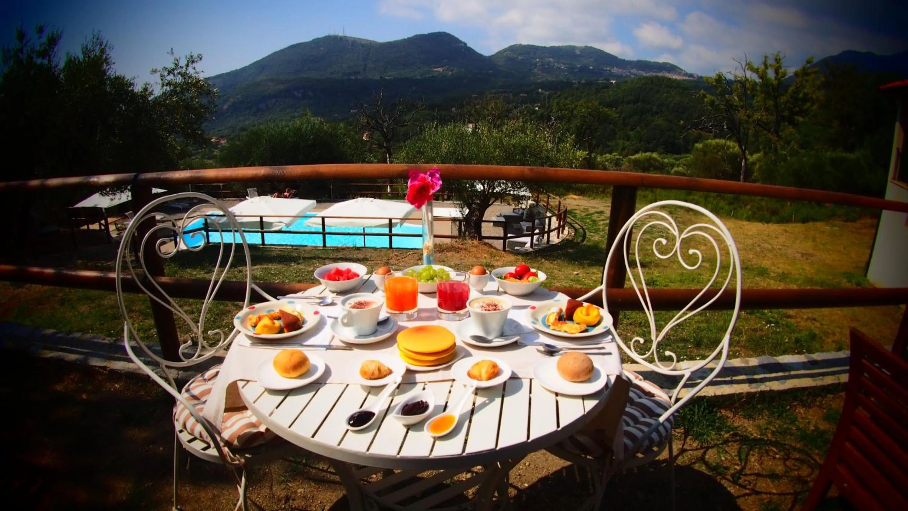 Pool view in Tenuta Terre di Bosco Oasi di Relax nel Cilento