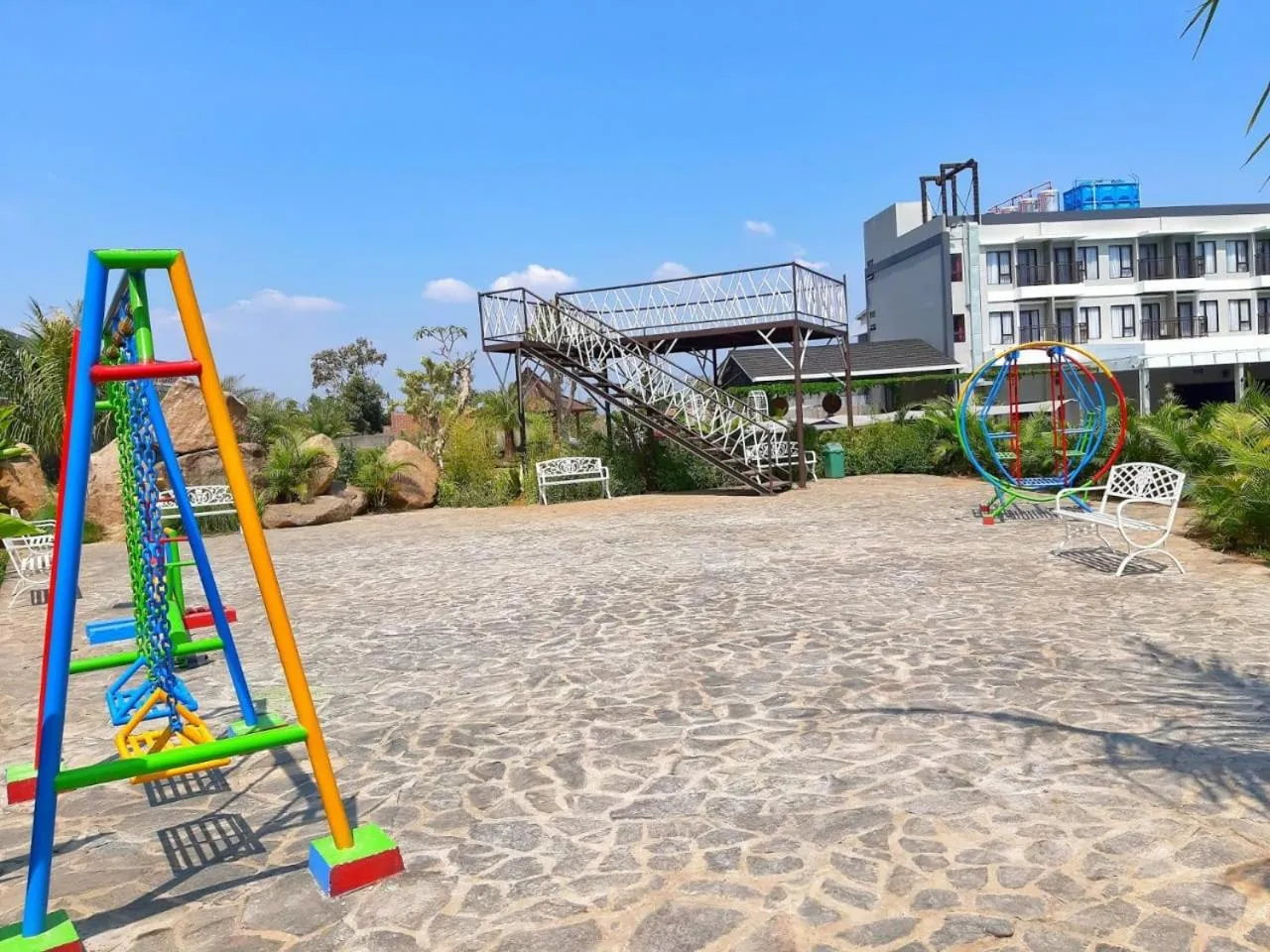 Garden in Harmoni Hotel Garut