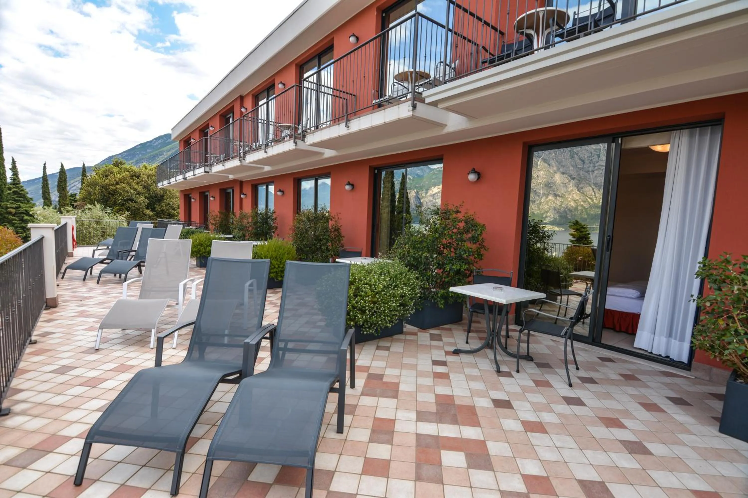Balcony/Terrace in Hotel Oasi Beach