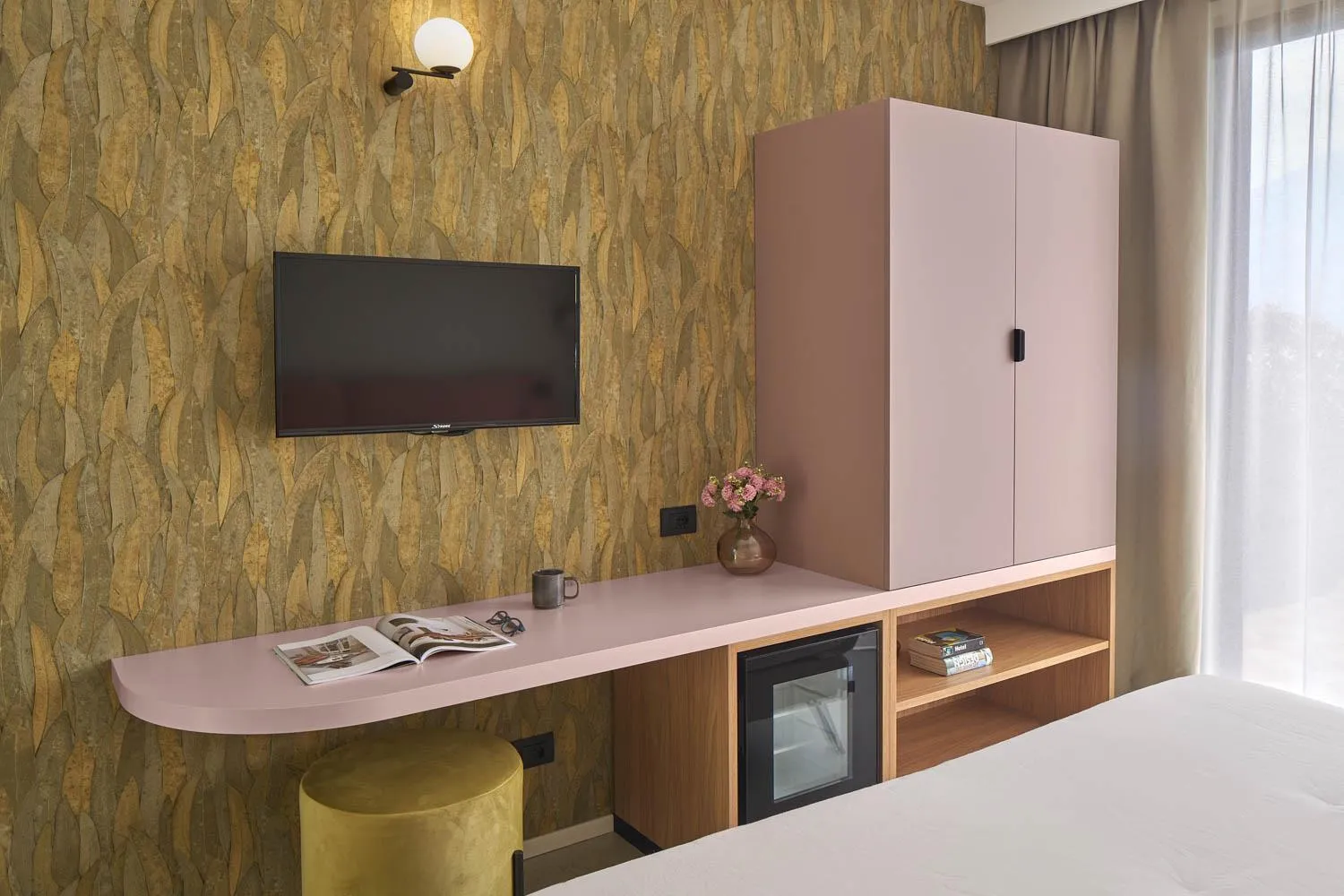 Bedroom in Hotel Oasi Beach