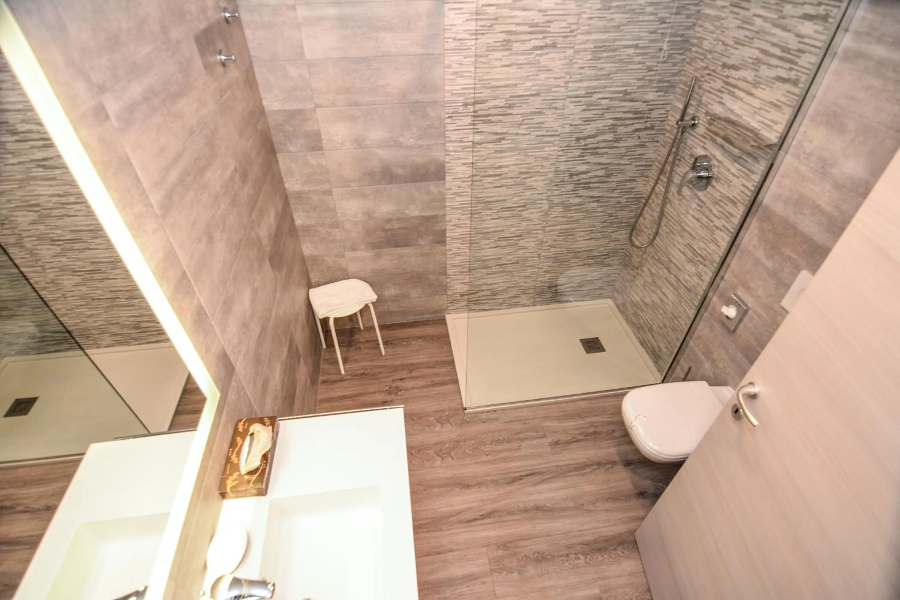 Bathroom in Hotel Oasi Beach