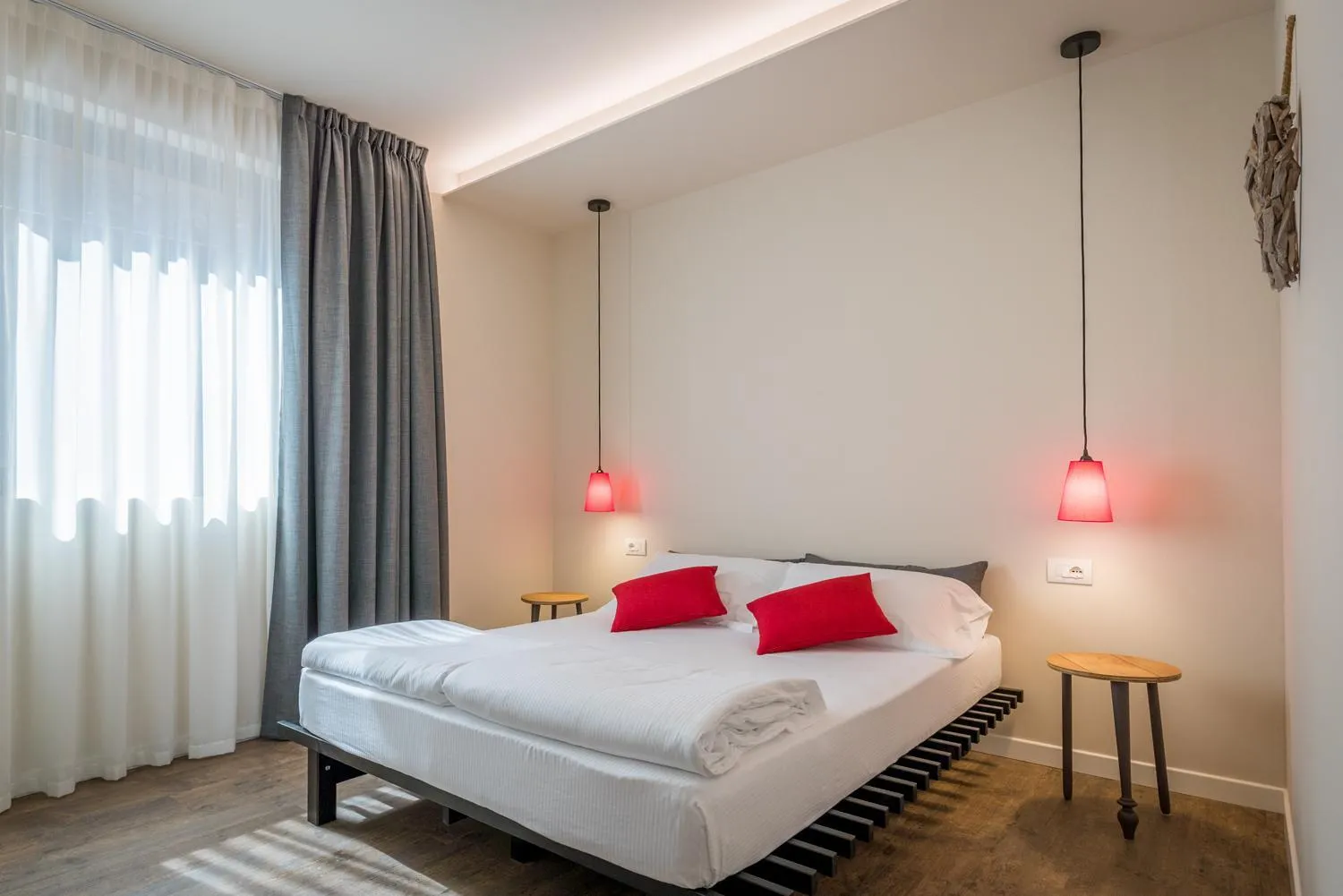 Bedroom, Bed in Hotel Oasi Beach