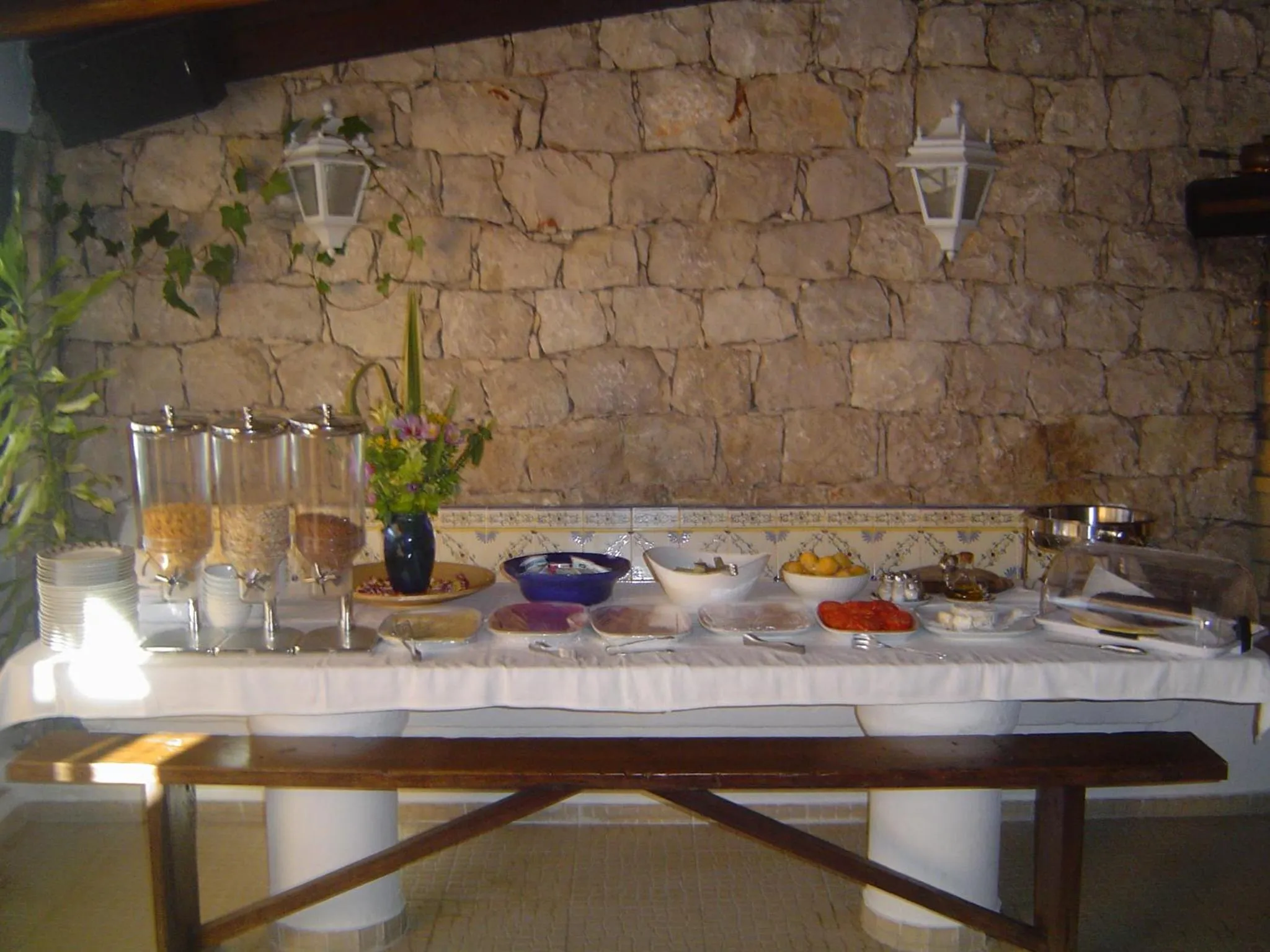 Buffet breakfast in Quinta dos Oliveiras