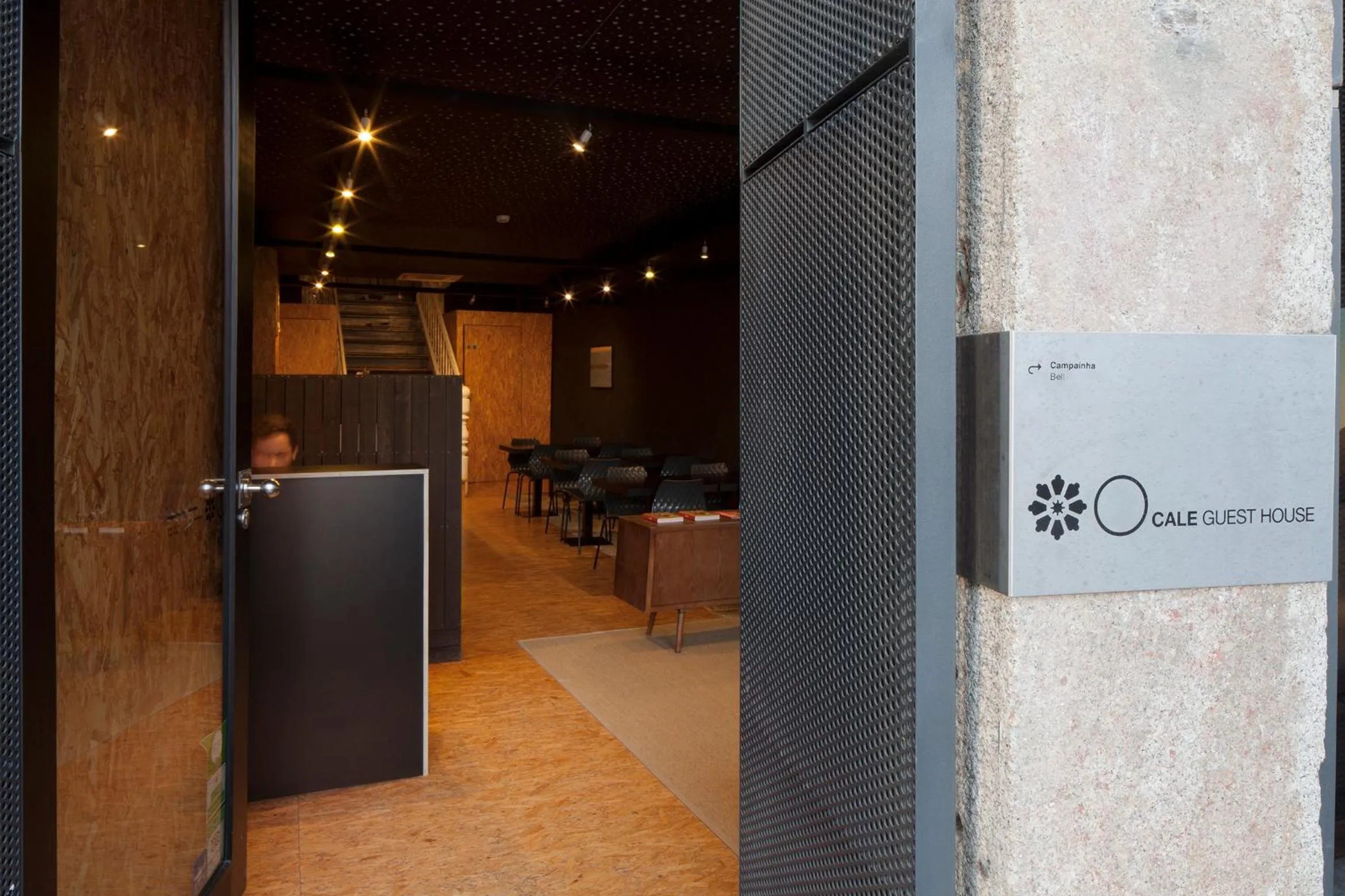 Facade/entrance in Cale Guest House