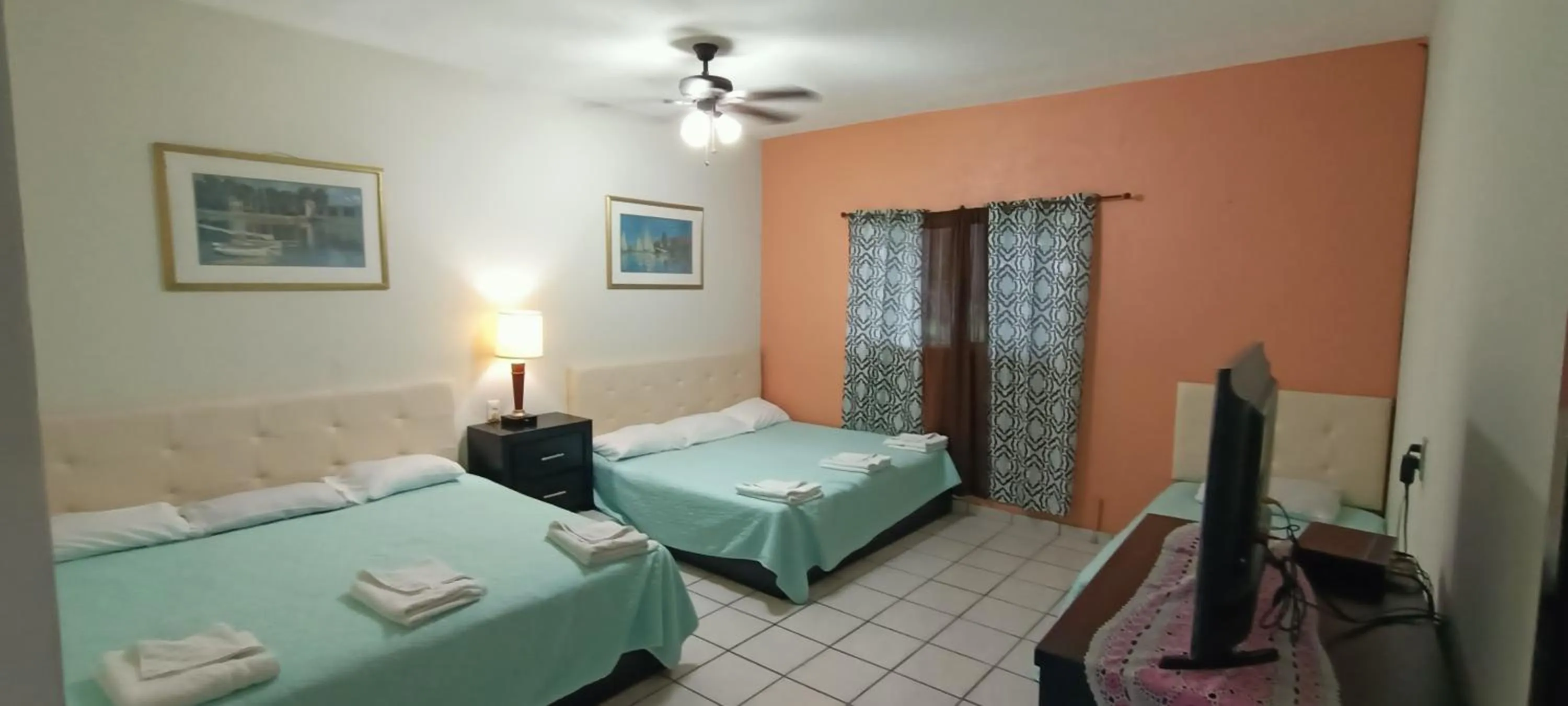 Bed in Hotel La Estancia