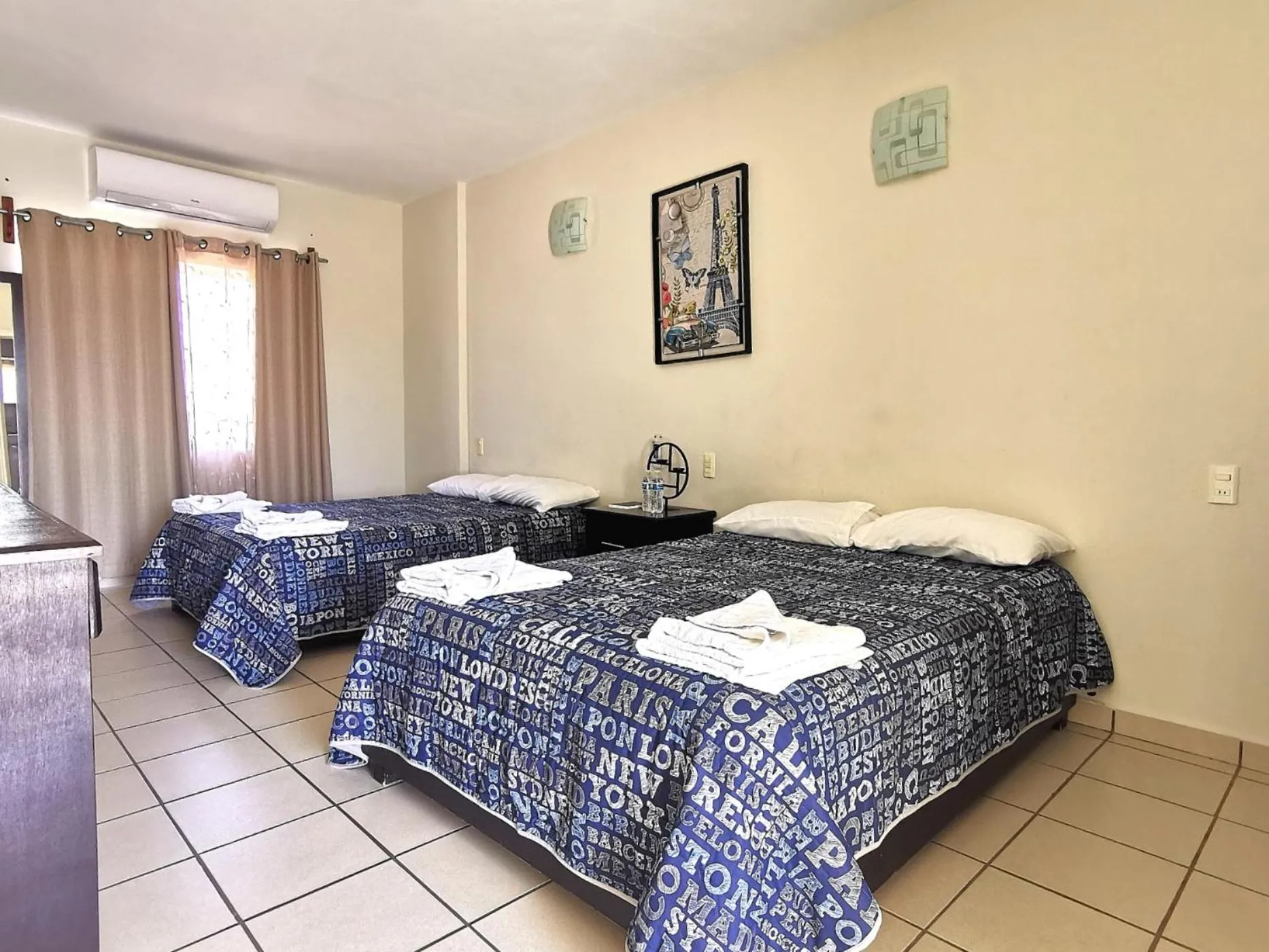 Bed in Hotel La Estancia