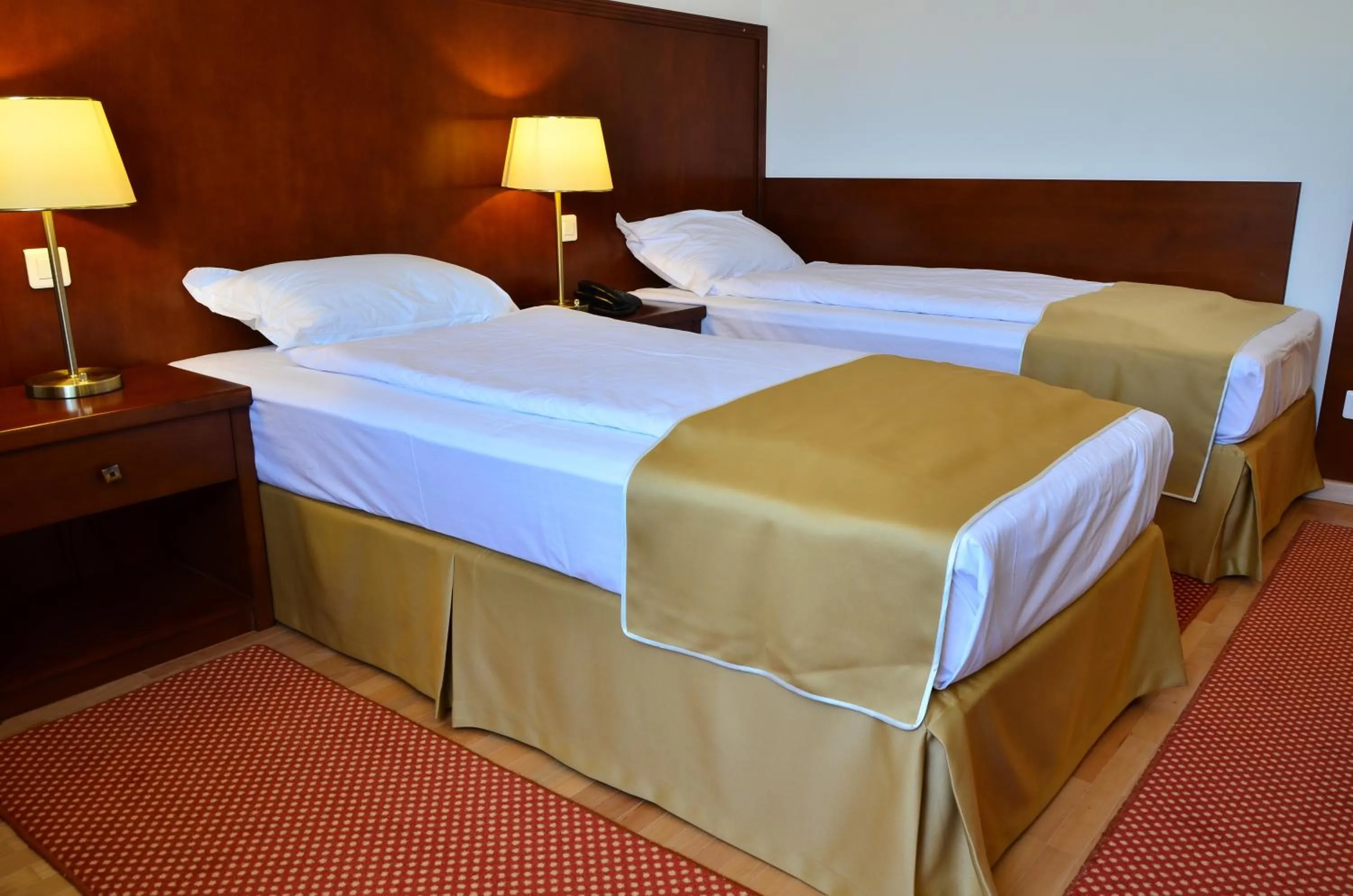 Bed in Hotel Miraj