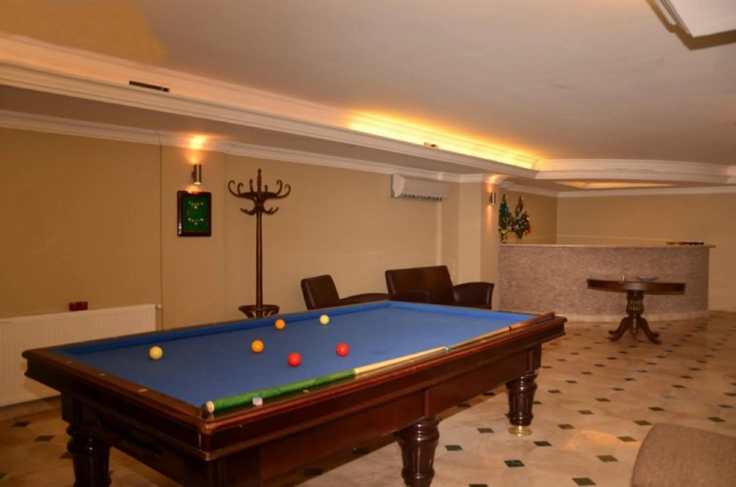 Fitness centre/facilities, Billiards in Ebruli Hotel Cunda