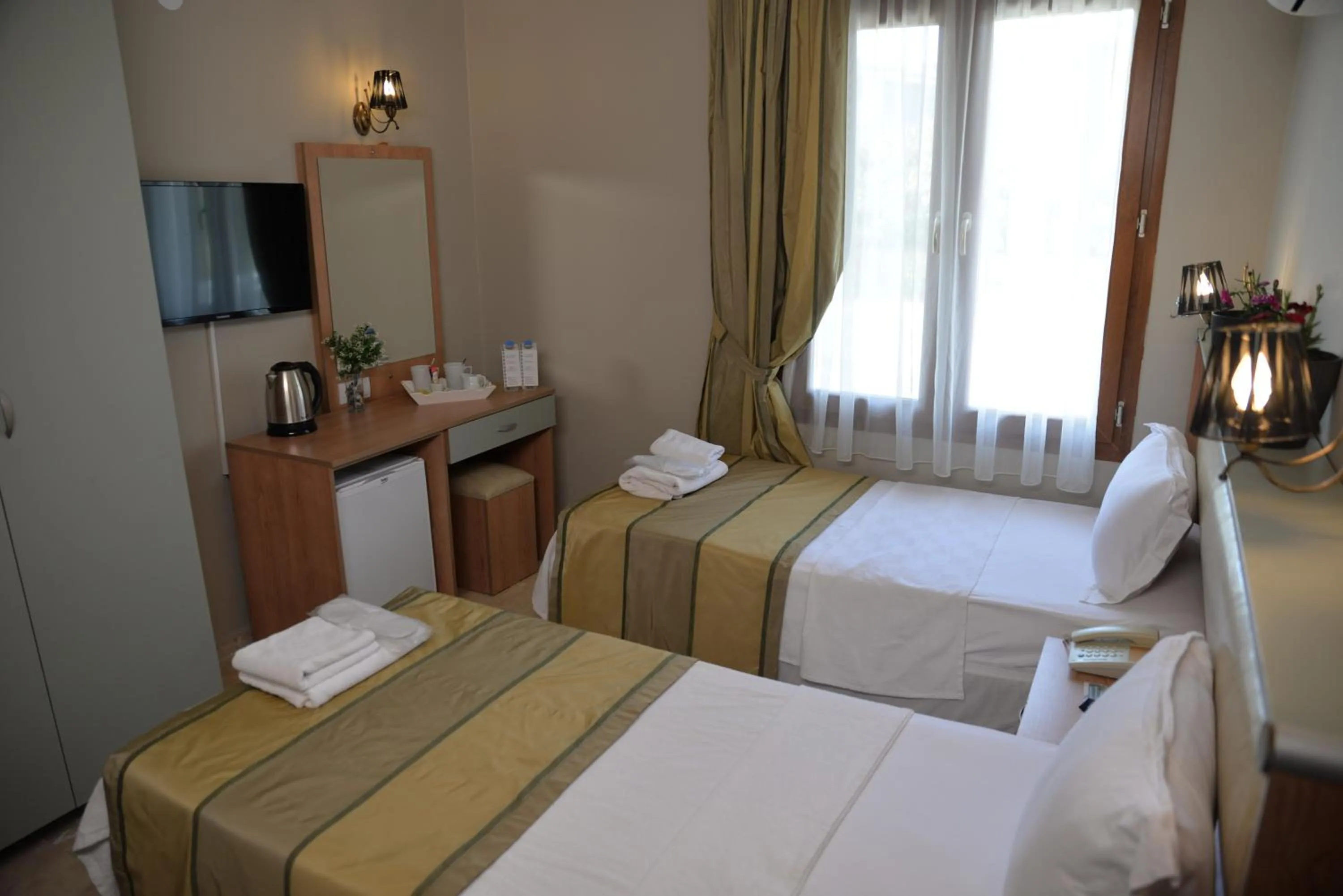 Bed in Ebruli Hotel Cunda