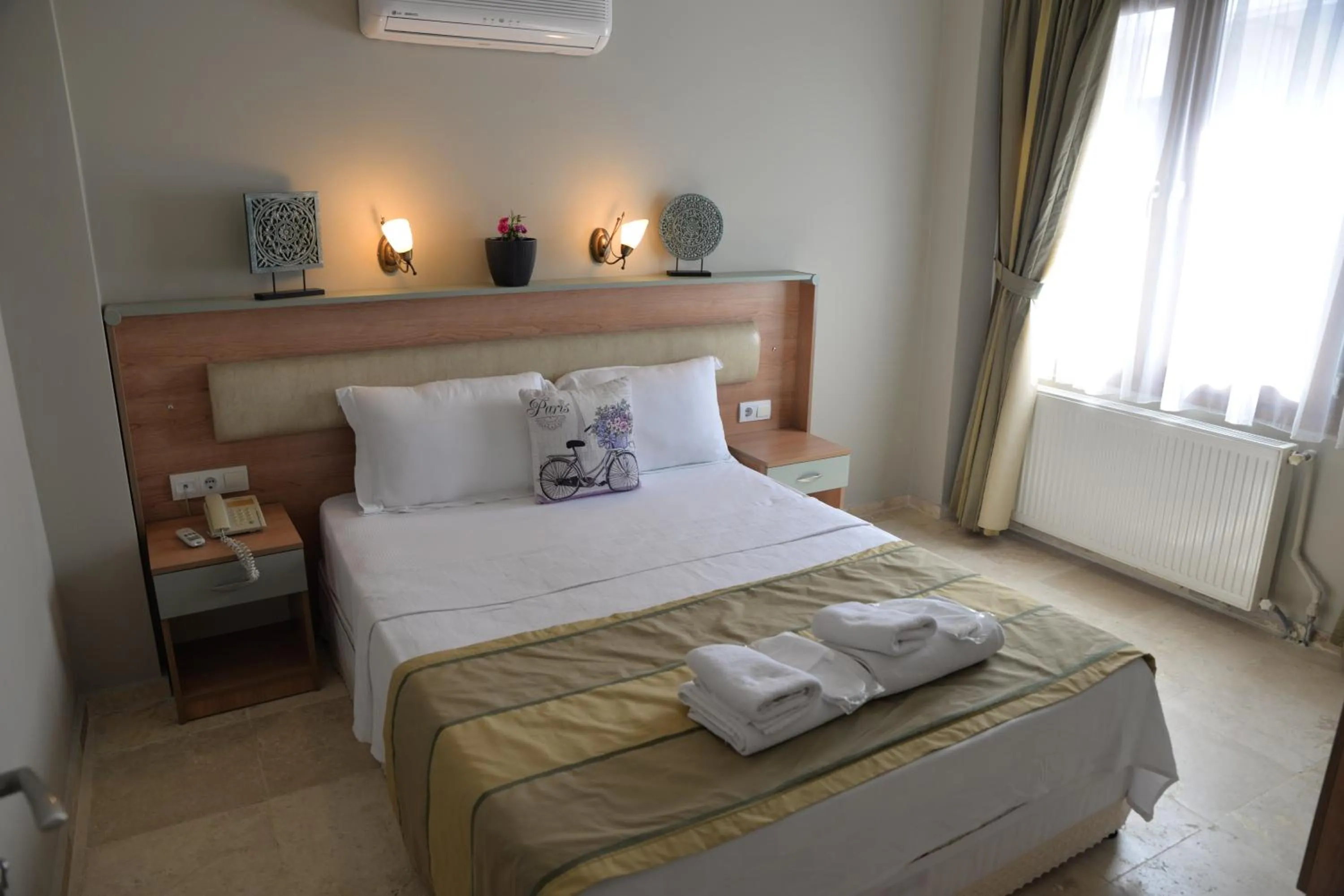 Bedroom in Ebruli Hotel Cunda