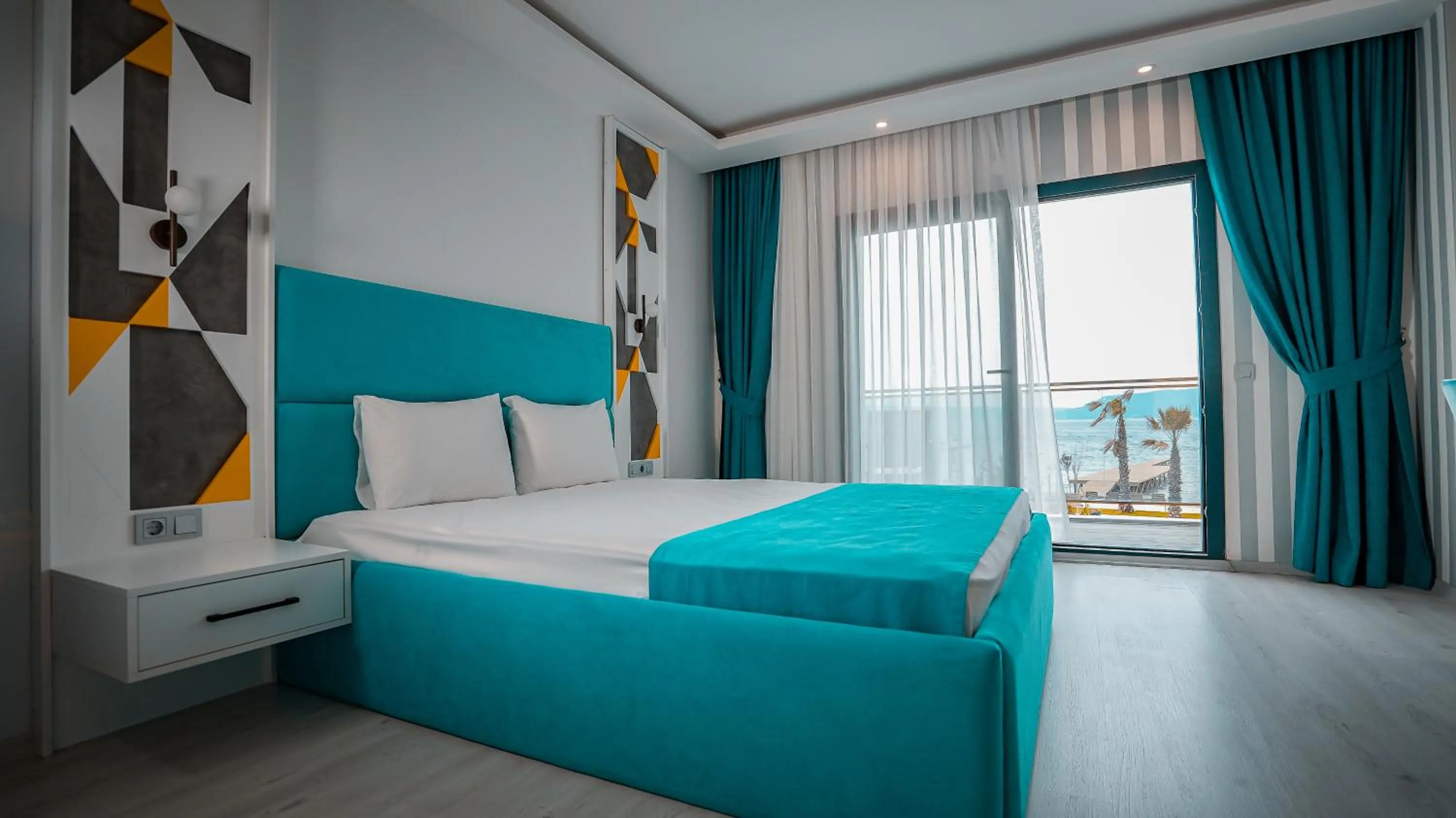 Bedroom, Bed in Sunsan Hotel